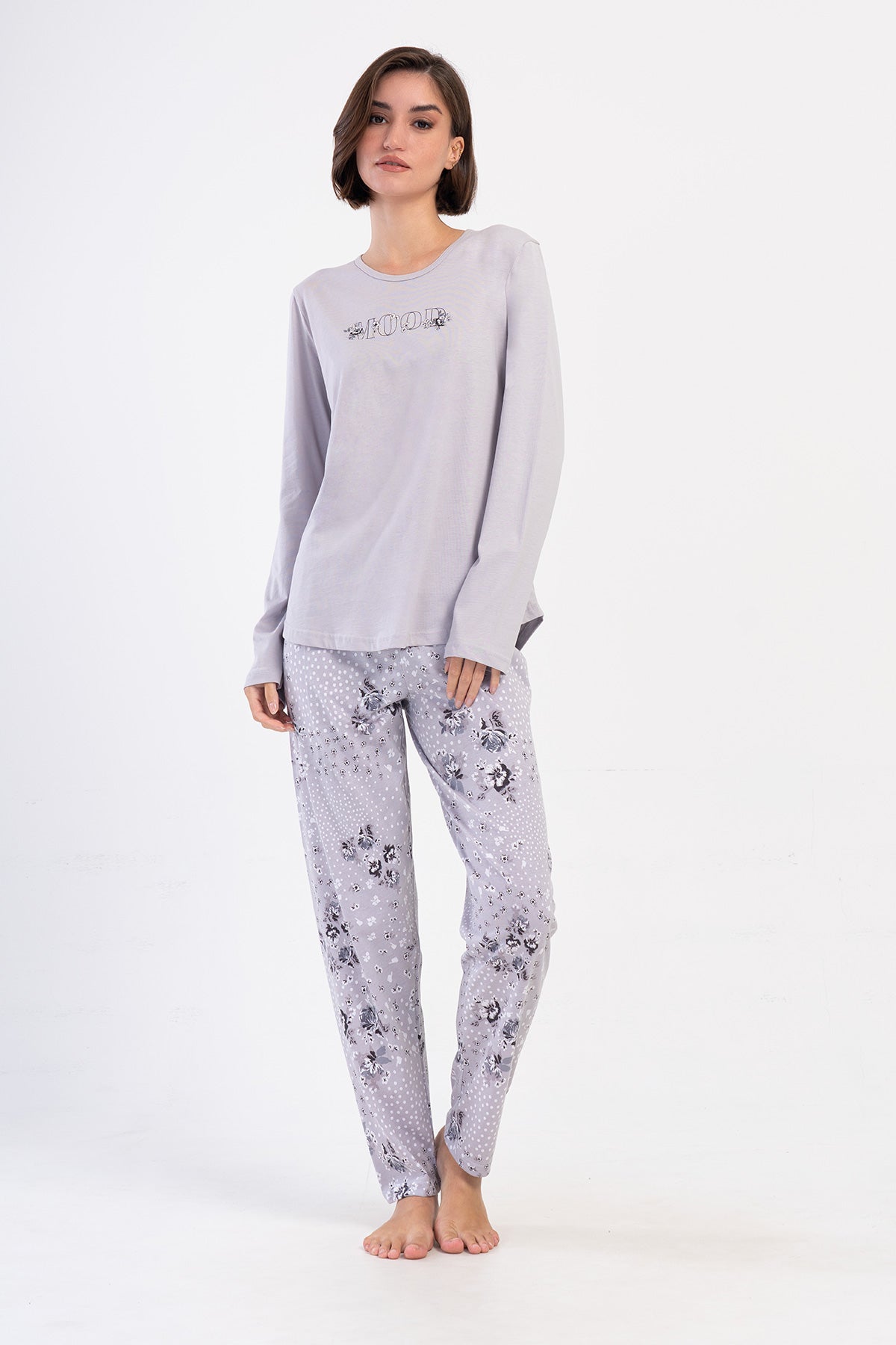 SET PIJAMALE FEMEI P.SUPREM XXL CU GAT ROTUND SI MANECA LUNGA SI TIV OVAL - DESIGN
