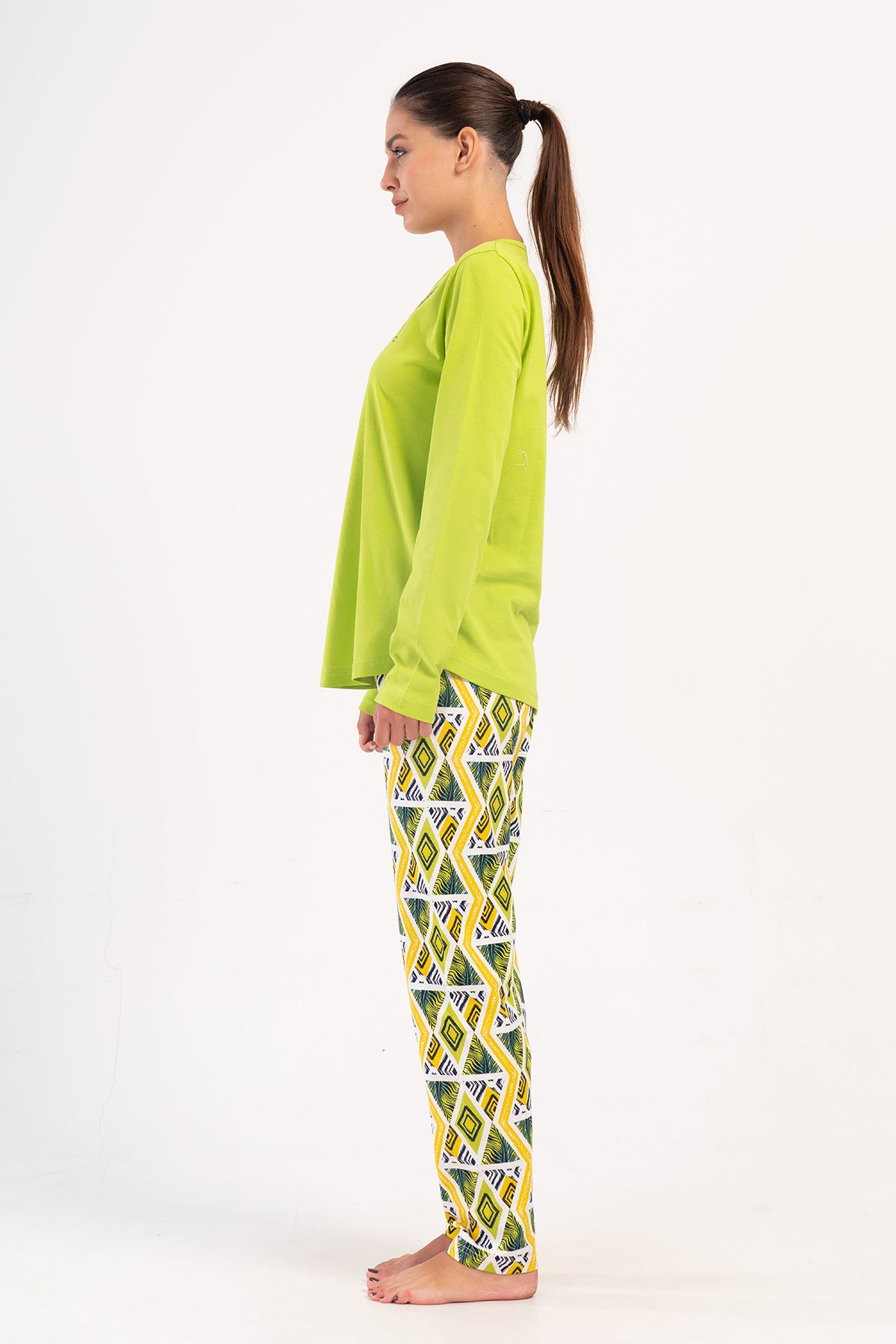 Pijama damă P.SUPREM XXL, cu guler rotund, mânecă lungă, pantaloni ovali - VERDE