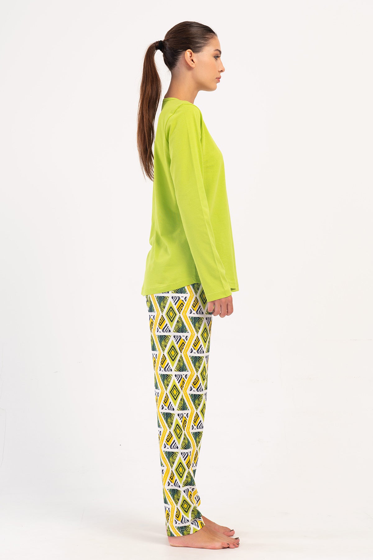 Pijama damă P.SUPREM XXL, cu guler rotund, mânecă lungă, pantaloni ovali - VERDE