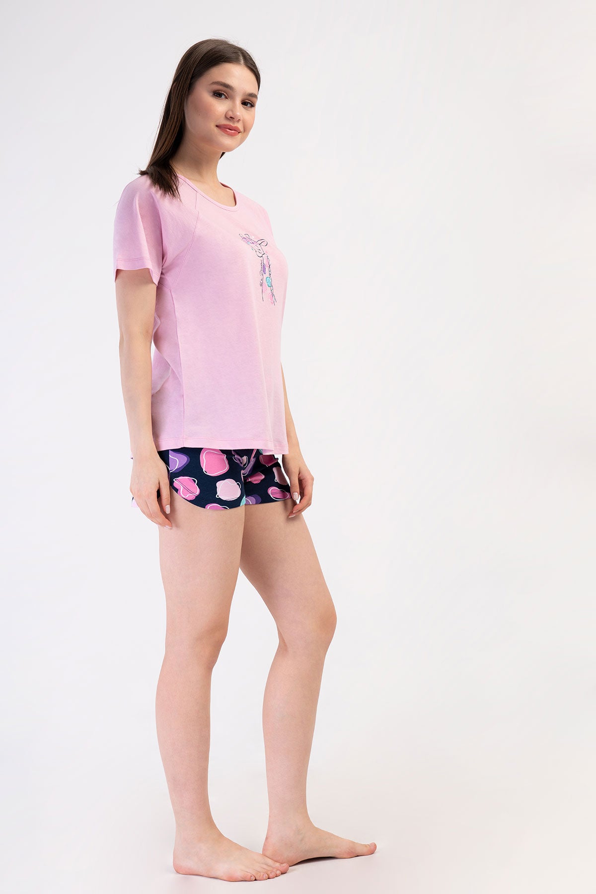 COSTUM DE DAMA CU SHORT CU MARGINE ROTUNDA, GULER ROTUND, MANECA SCURTA RAGLAN, LYC SUPREM - ROZ