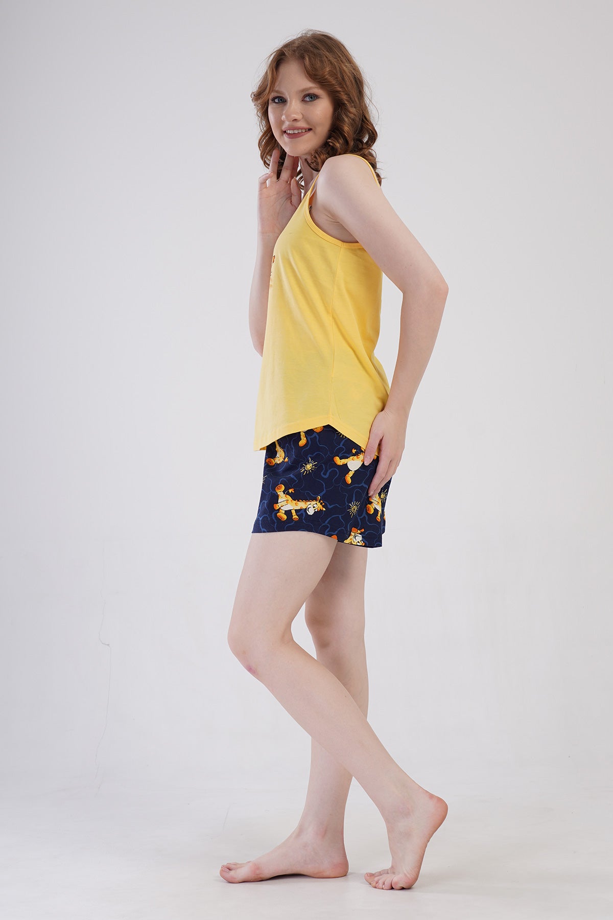 FEMEI COSTUM DE BAIE DUPĂ GÂT CU PANTALONI SCURȚI ȘI FUSTĂ OVALĂ - GALBEN