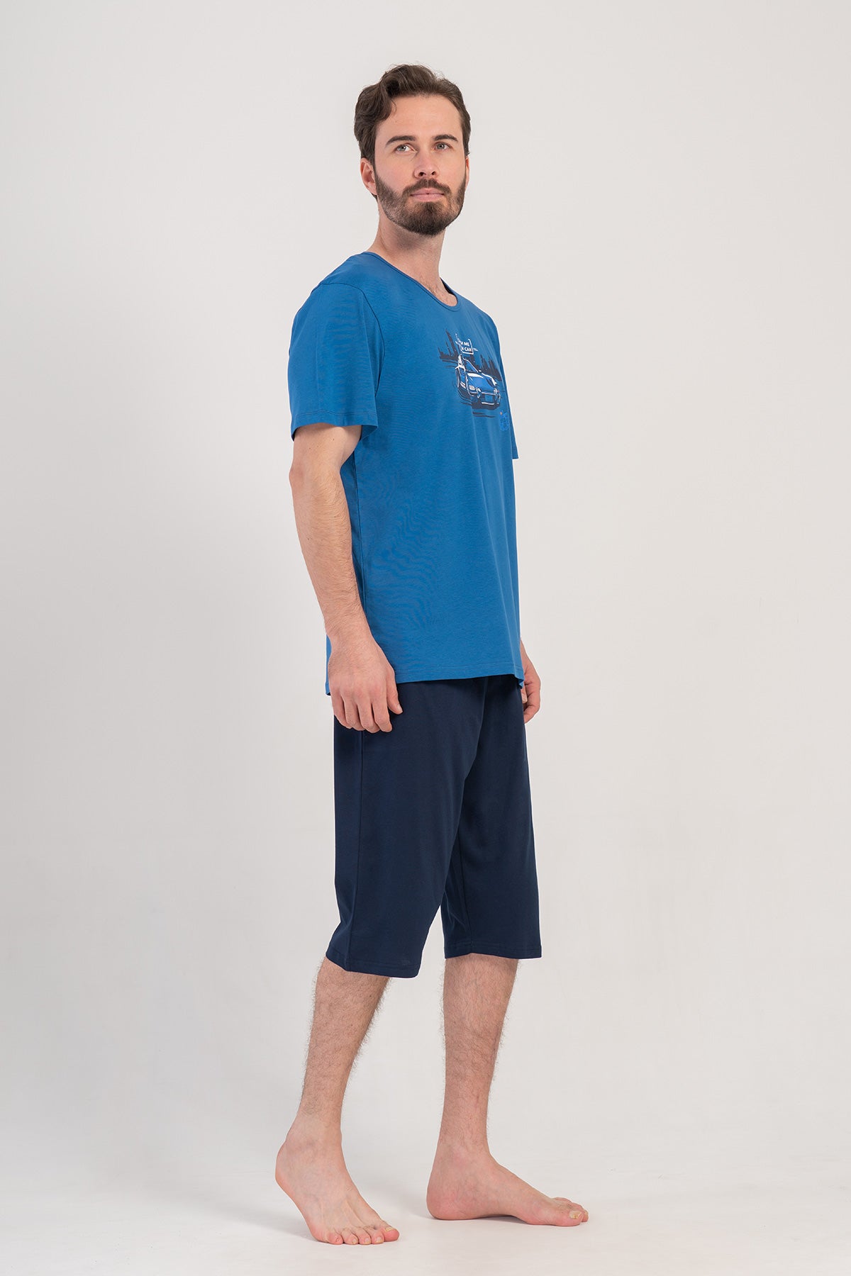 SET CAPRI BĂRBAȚI CU BUZUNARE TRICOU MÂNECĂ SCURTĂ GÂT ROTUND - A.INDIGO