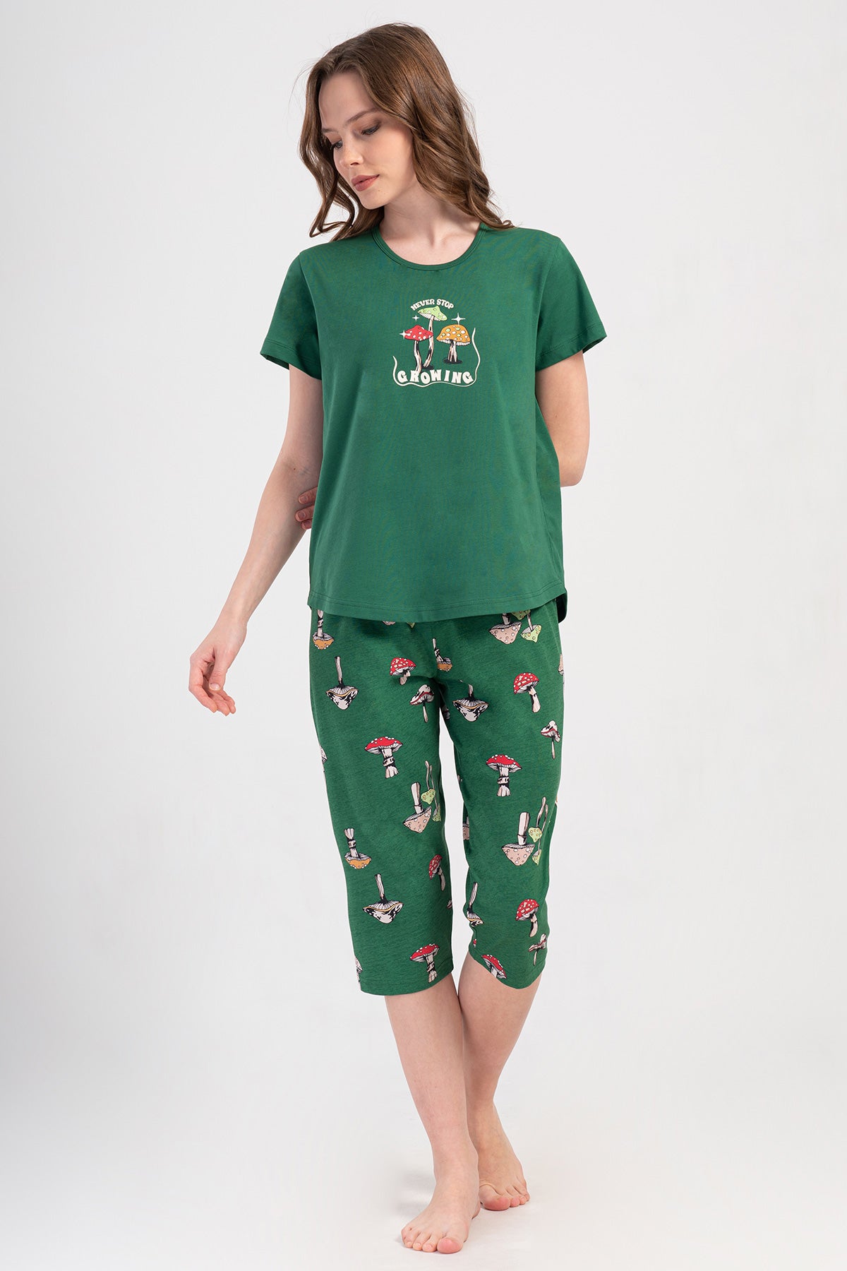 SET CAPRI FEMEI D.B.R. TRICOU DEJA MÂNECĂ SCURTĂ ŞI FUSTĂ OVALĂ - SMARALD
