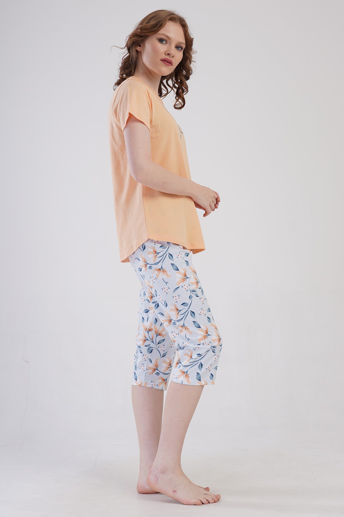 SET DE PANTALONI CAPRI CU DECOLTEU ROTUND ȘI MÂNECĂ SCURTĂ, TIV OVAL FEMEI P.SUPREM - ROZ SOFT