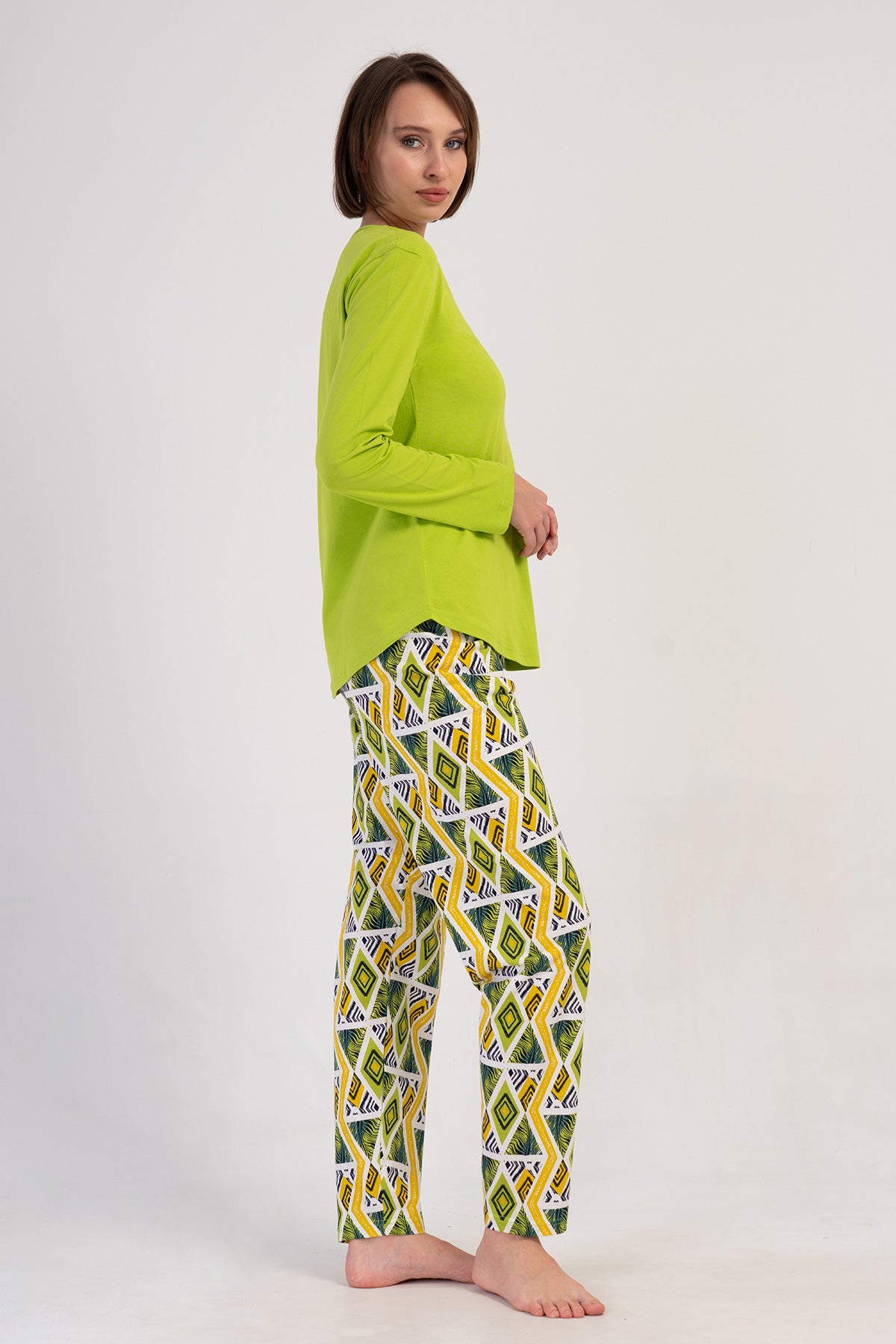 Set pijama oval cu fustă și mânecă lungă, cu guler în O, P.SUPREM, pentru femei - verde