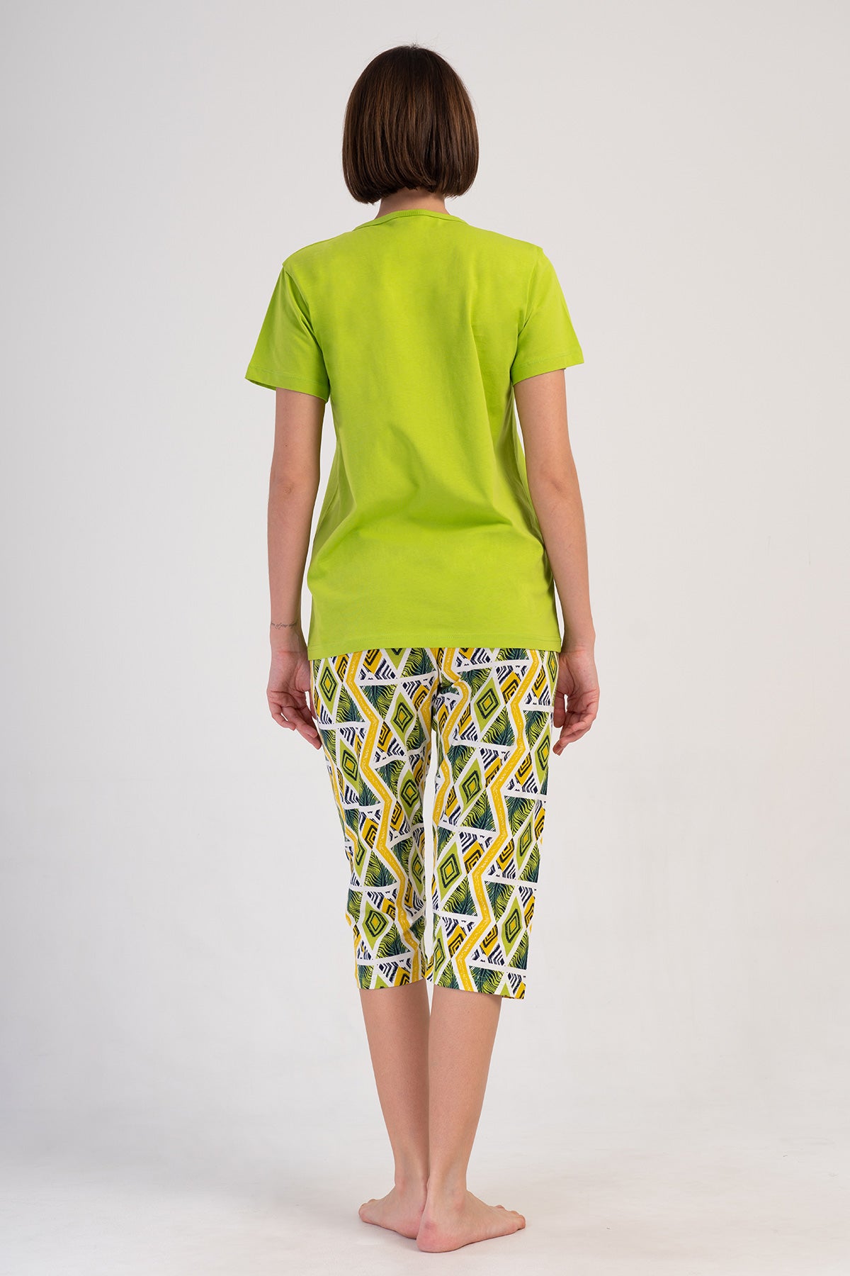 SET CAPRI DAMĂ, MÂNECĂ SCURTĂ, CU NASTURI PE TOATĂ LUNGIMEA P.SUPREM - VERDE CELADON
