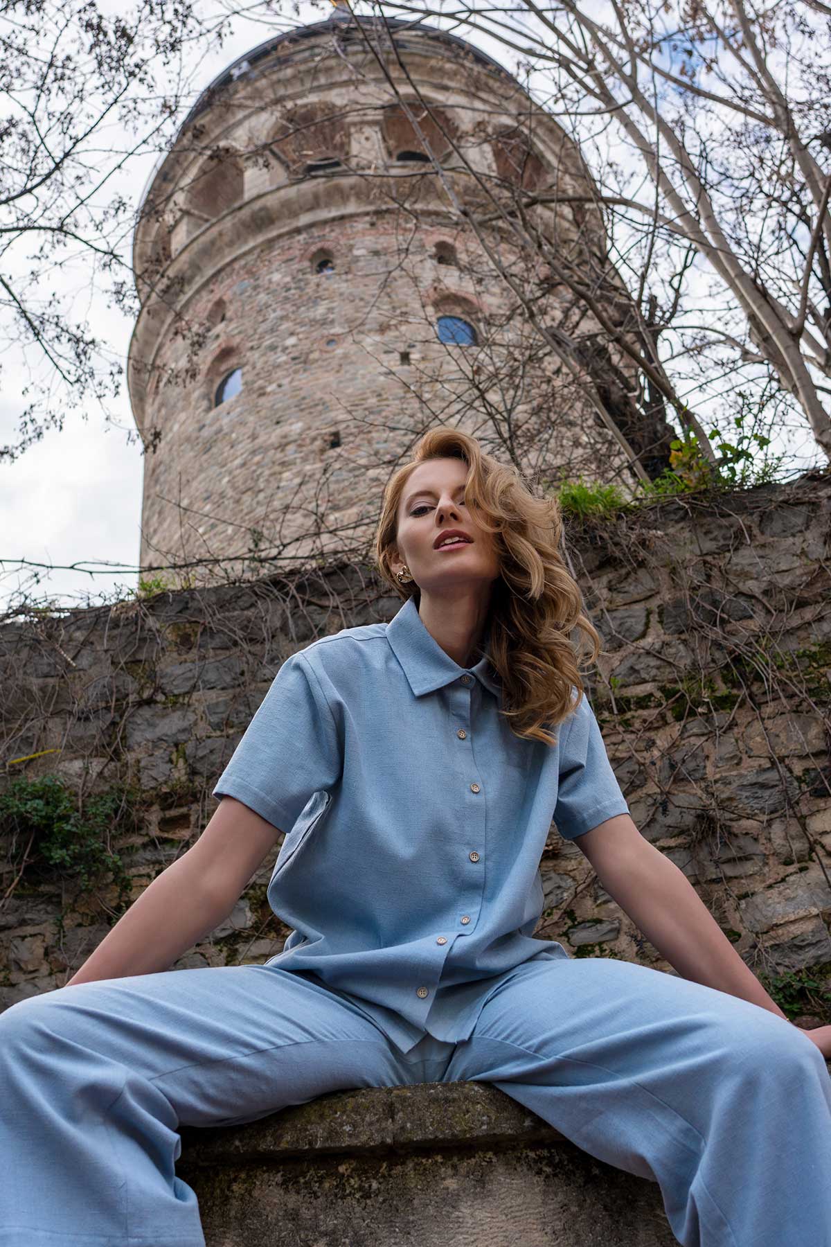 COSTUM Femei DIN BUMBAC, Cămașă CU MÂNECĂ SCURTĂ ȘI PANTALONI CU BUZUNARE PÂNĂ LA GLEZNĂ - ALBASTRU
