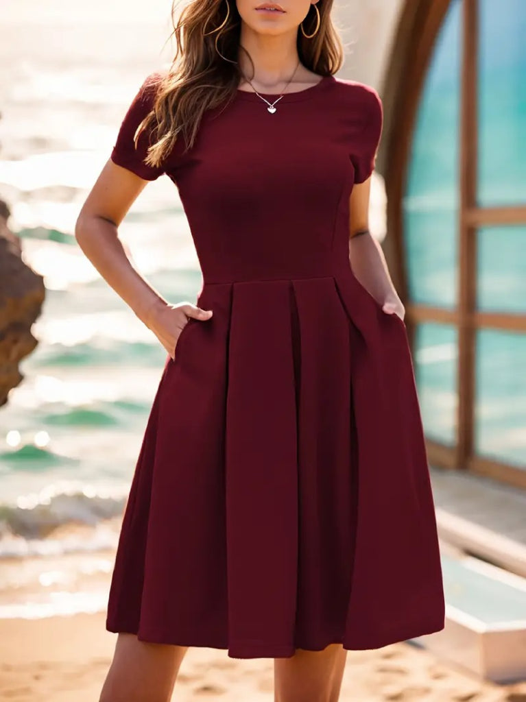 Rochie de damă cu mânecă scurtă, guler rotund, pliuri în față, din crep strălucitor, 23338