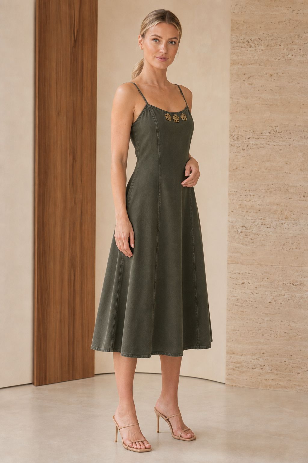 Rochie de in cu bretele Elevată HS3107