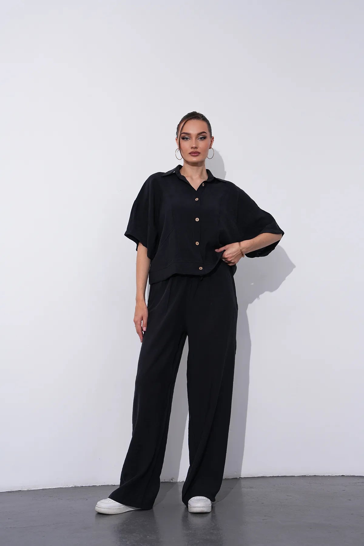 Set Modal cu Detaliu Buton