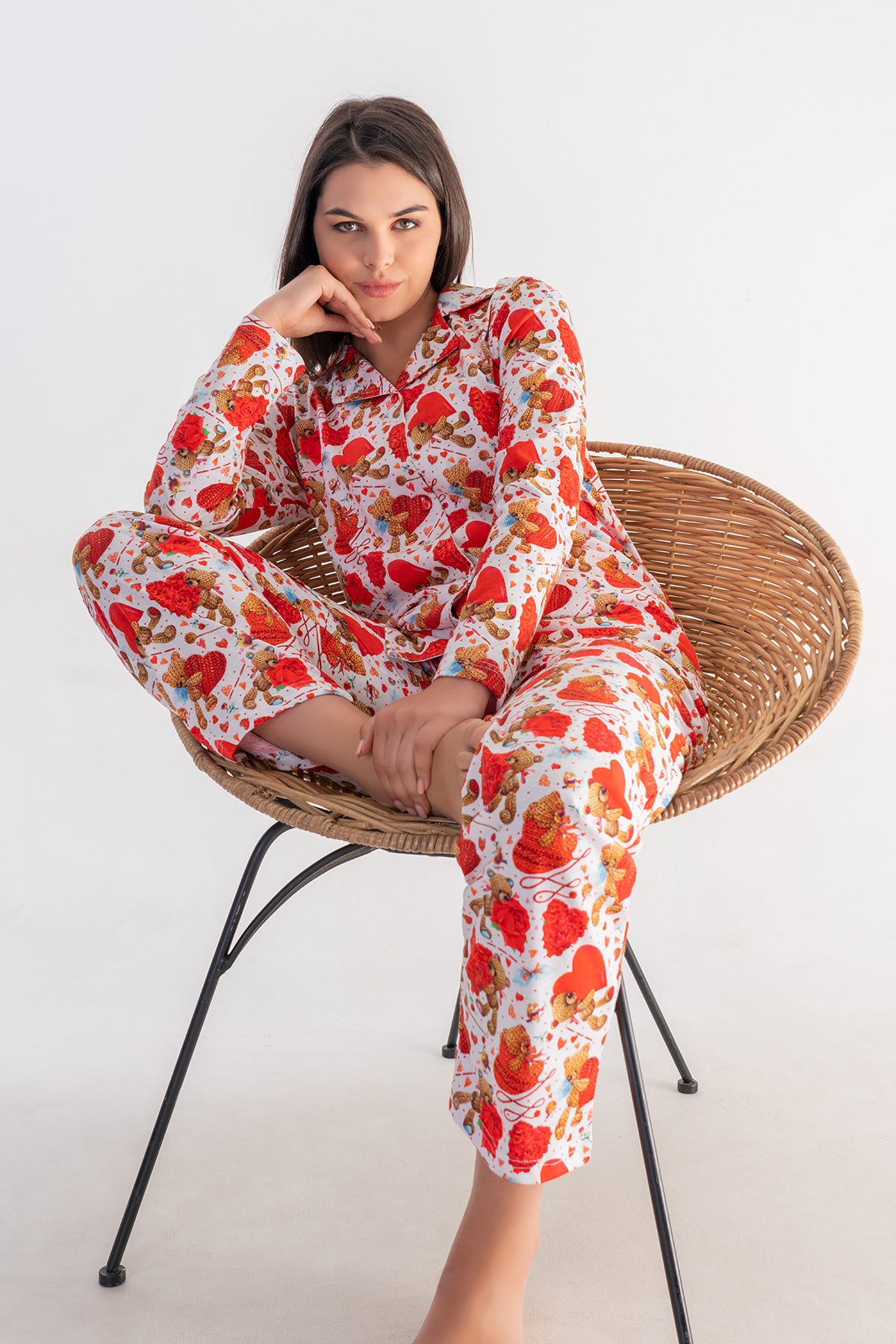 COMPLEU Pijama Dama P.Suprem, Guler Cămașă, Închidere Integrală cu nasturi, Mânecă Lungă, Buzunare - ROȘU NOU