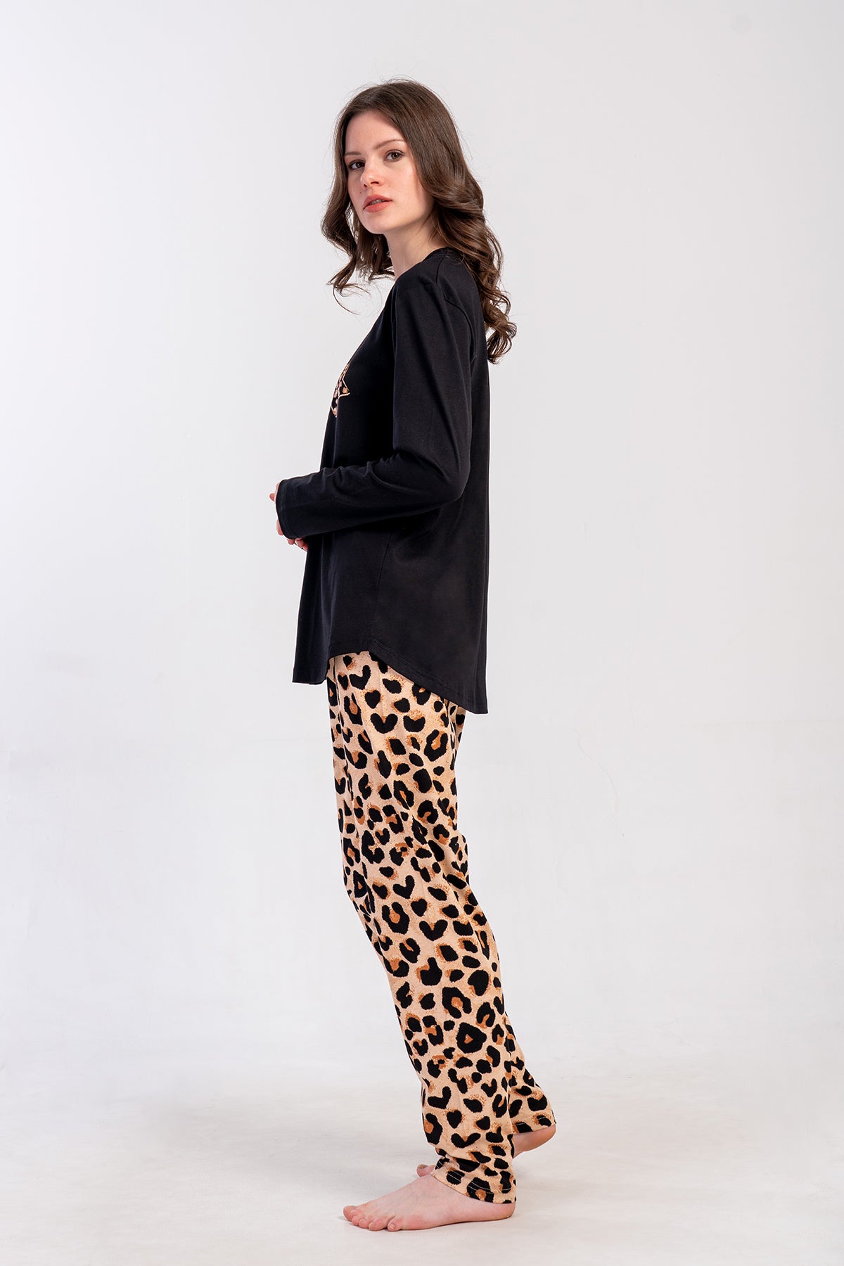 COMPLET PIJAMA DAMĂ P.SUPREM XXL CU GULER ROTUND MÂNECĂ LUNGĂ ȘI TIV OVAL - NEGRU