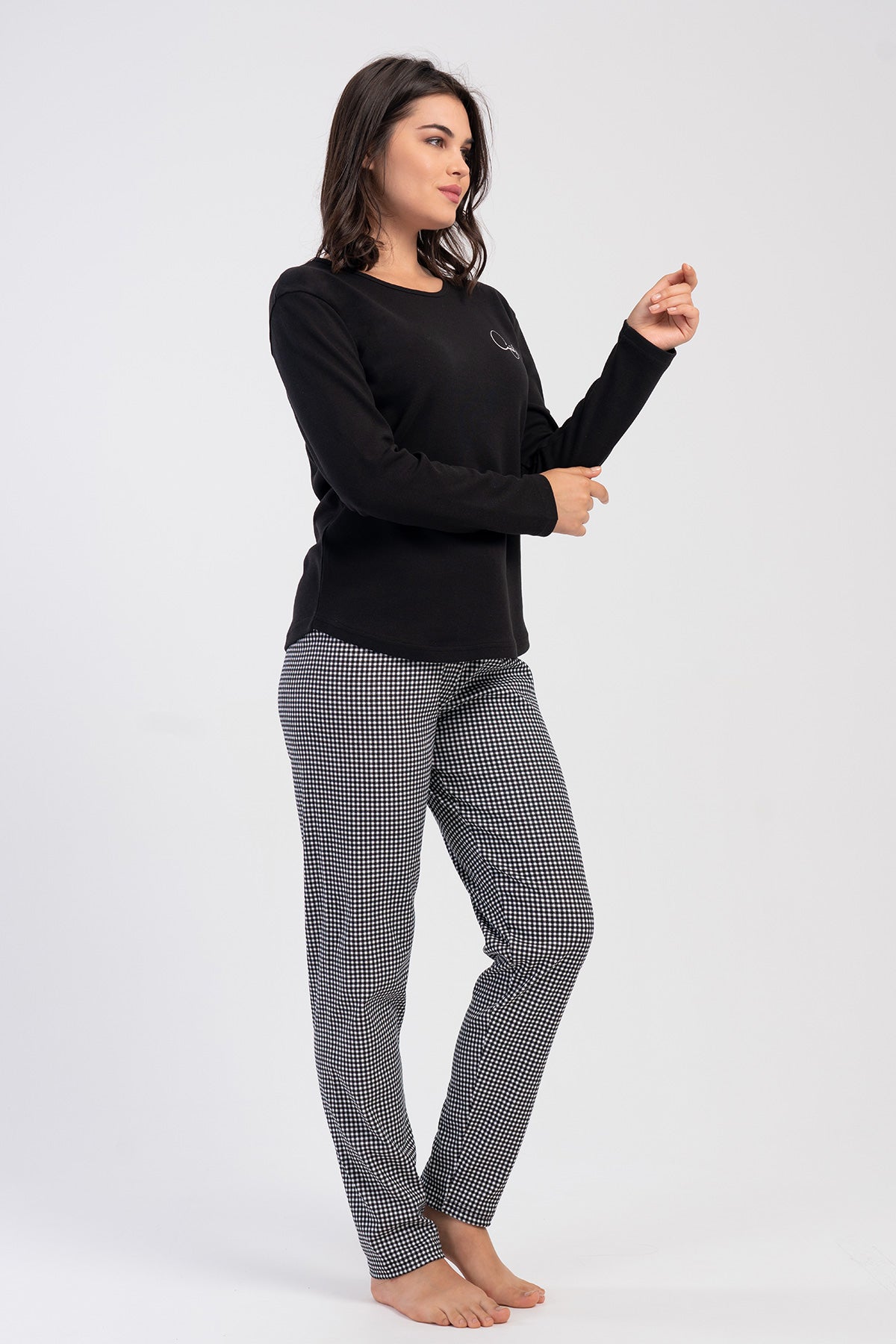 Pijama damă cu mânecă lungă, guler oval, tiv oval, cu interlock - Negru