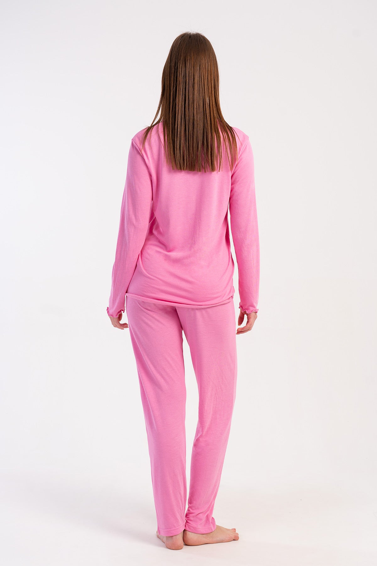 Pijama de damă din viscoză, mânecă lungă și pantalon lung, cu buzunare și bordură decorativă la guler și manșete - roz