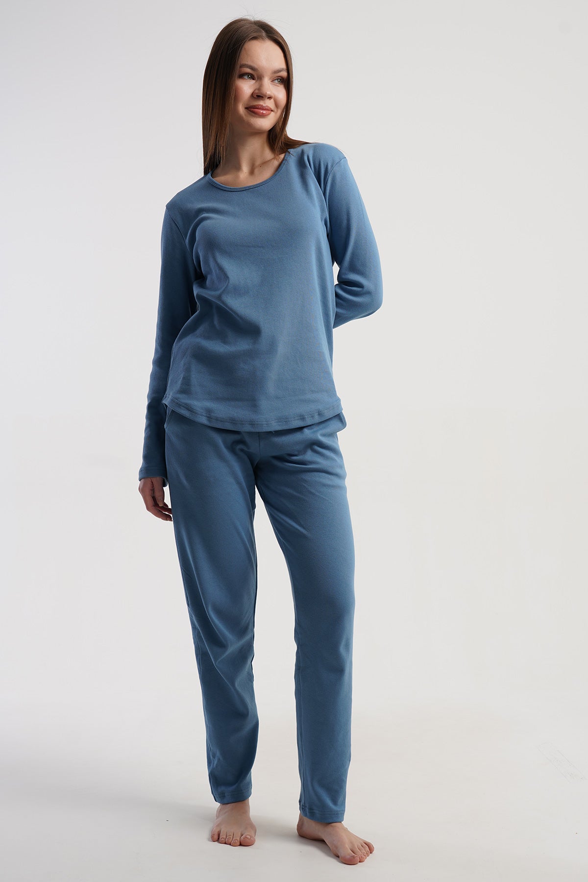 Pijama damă interlock, guler rotund, mânecă lungă, tiv oval, cu buzunare - ALBASTRU