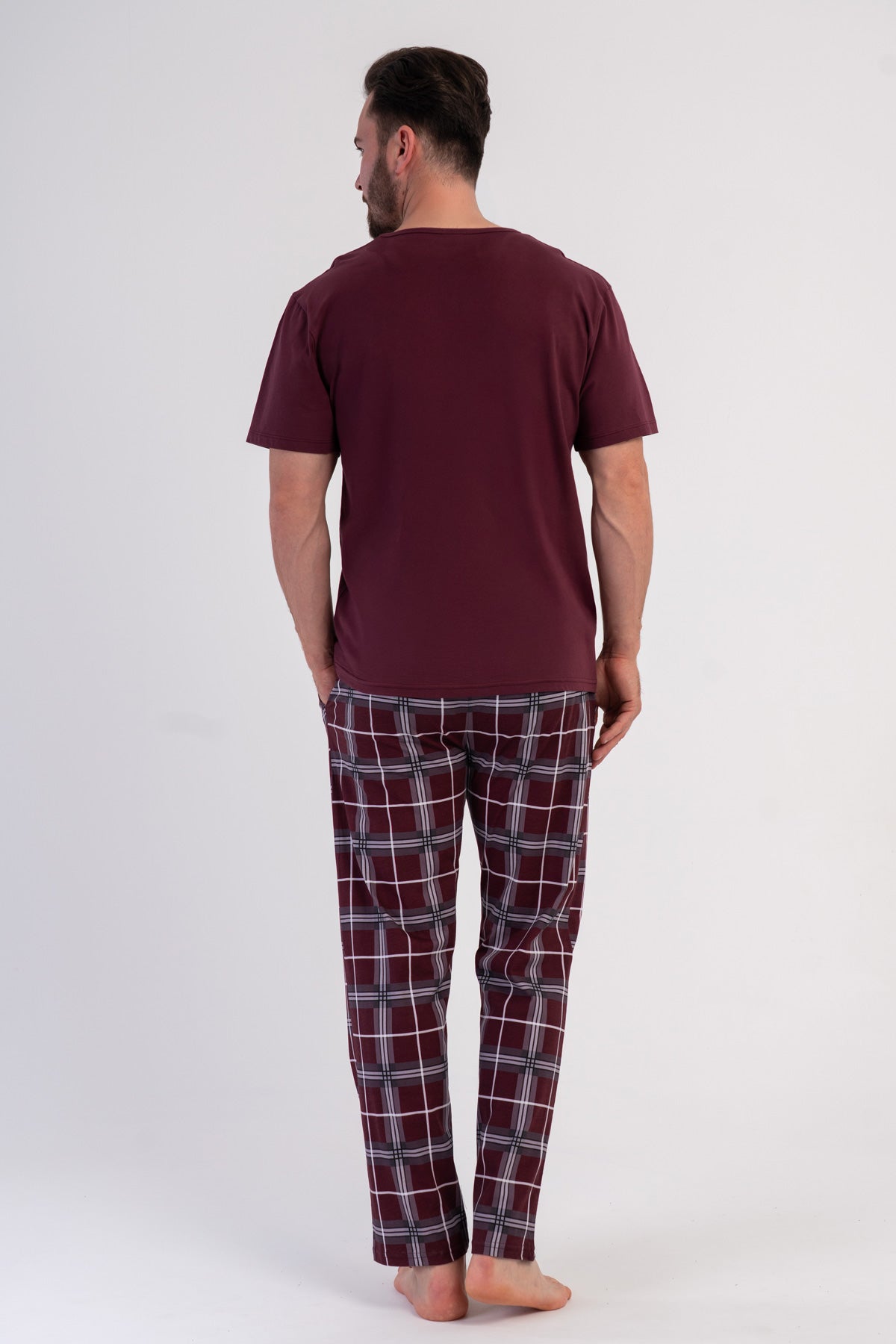 SET PANTALONI SCURȚI PIJAMALE BĂRBAȚI CU BUZUNAR P.SUPREM XXL CU GULER ÎN V, MÂNECĂ SCURTĂ - BORDO
