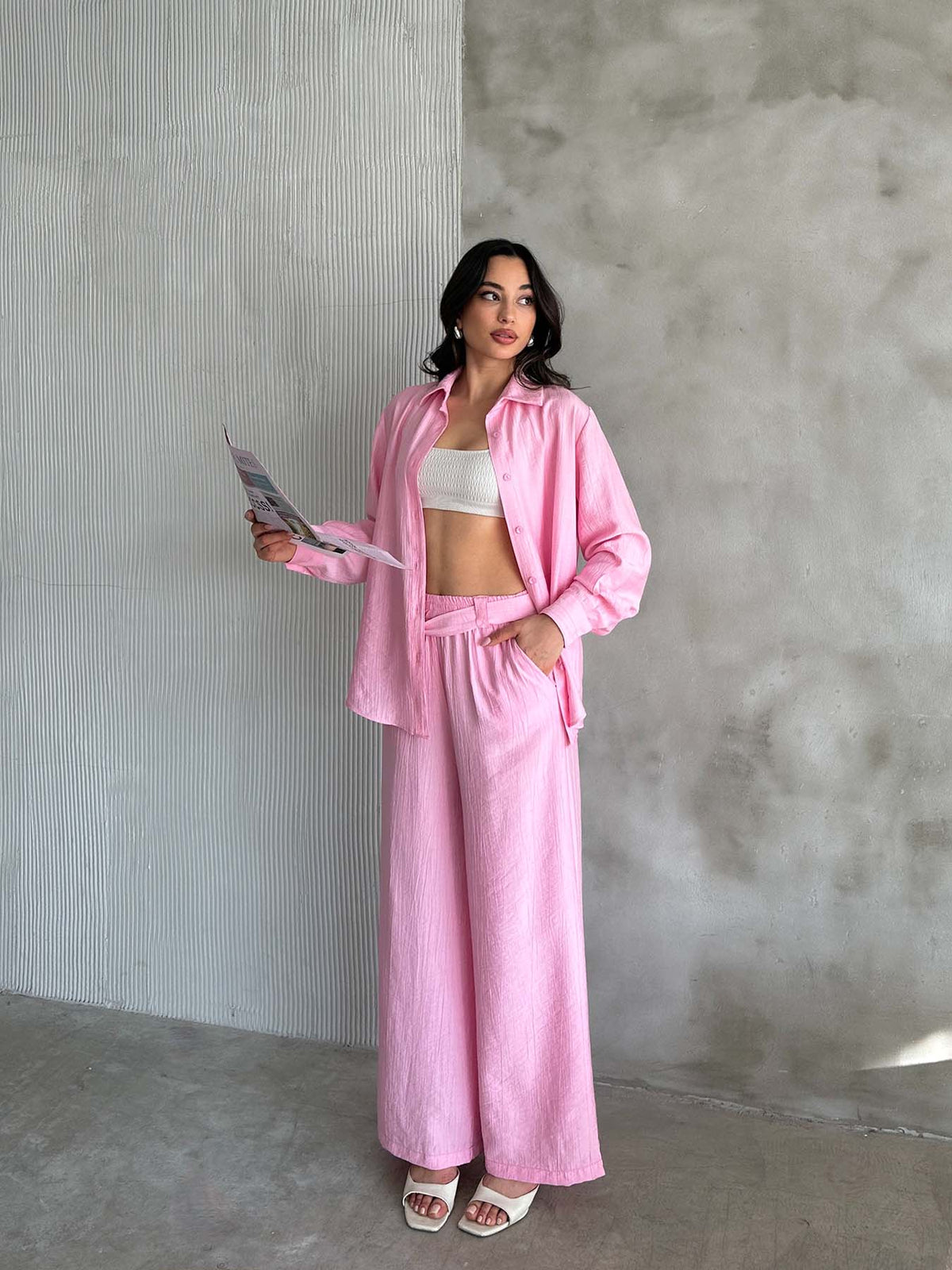 Set cămașă roz cu imprimeu căpșună și pantaloni cu crăpături