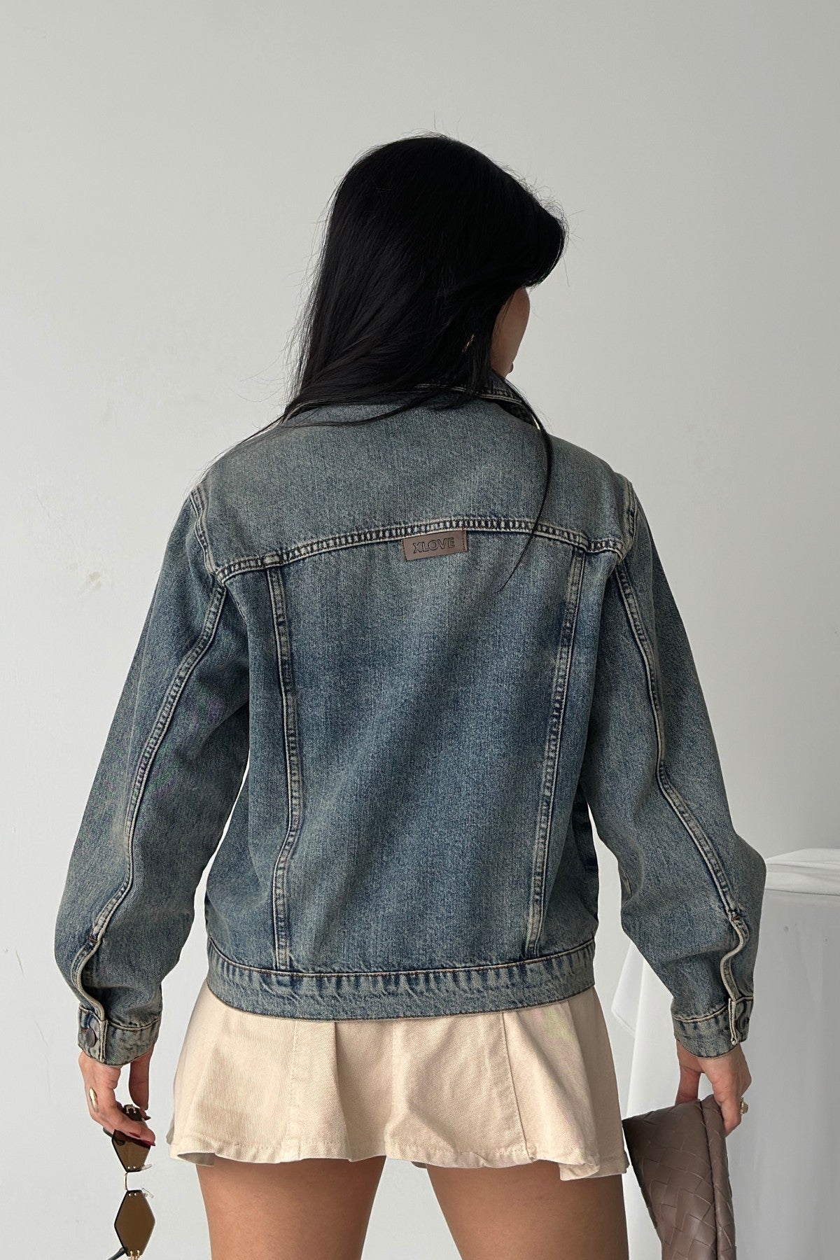 Jachetă Denim cu Guler Clasic, Buzunare și Butoane 6081