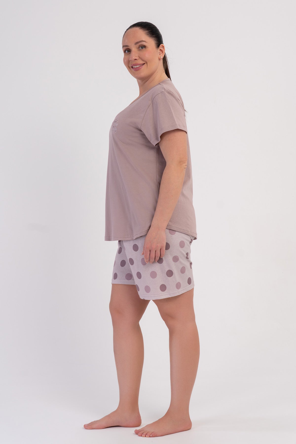 SET DE PIJAMALE FEMEI SUPREM BATTAL XXL, GULER ROTUND, MANECĂ SCURTĂ, PANTALONI SCURTI CU TIV OVAL - ROZ PUDRA