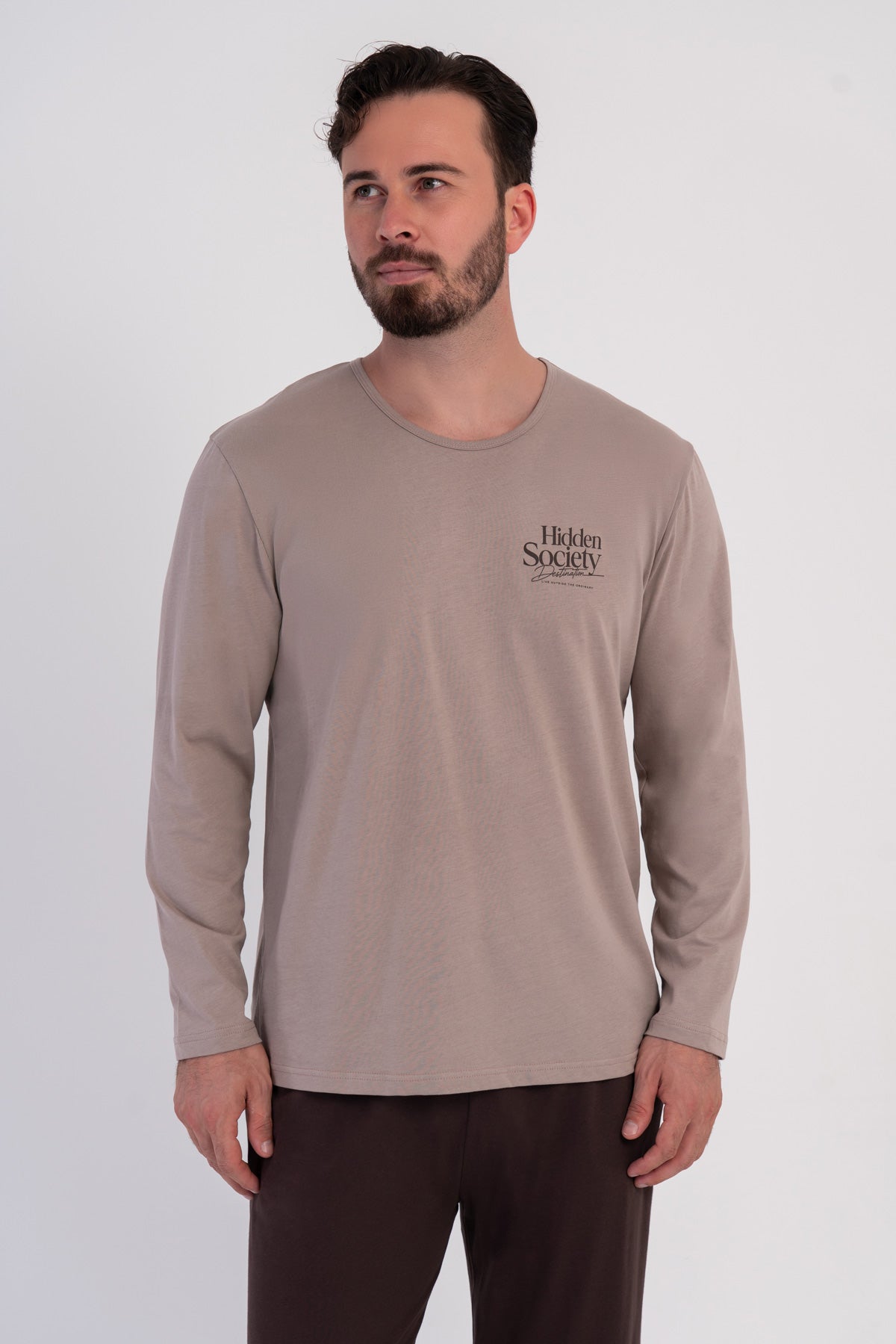 Pijama bărbătească XXL, cu mânecă lungă și guler rotund, cu buzunar, P.SUPREM, CULOARE FUME
