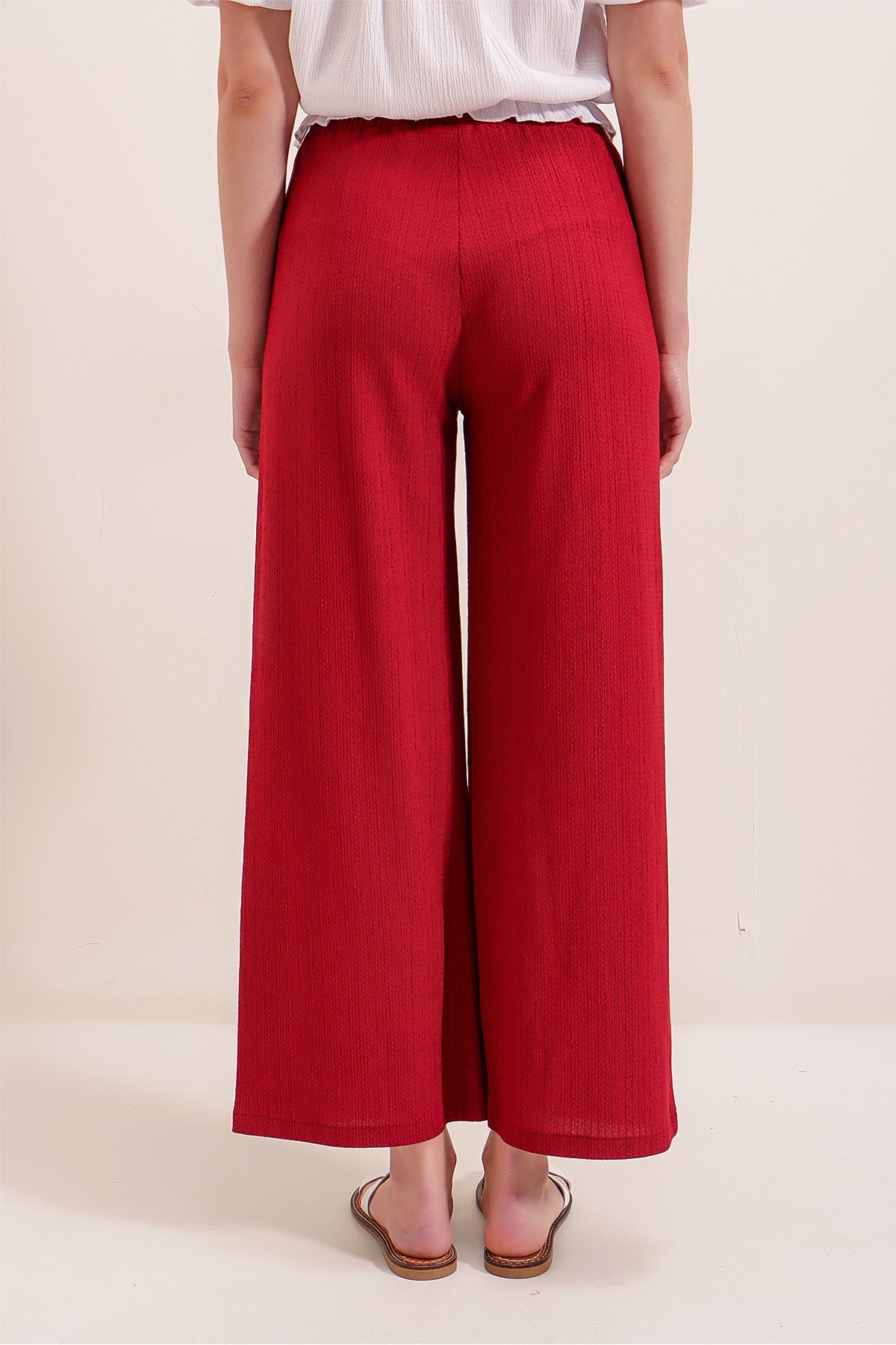6543 Pantaloni Tricot - Roșie
