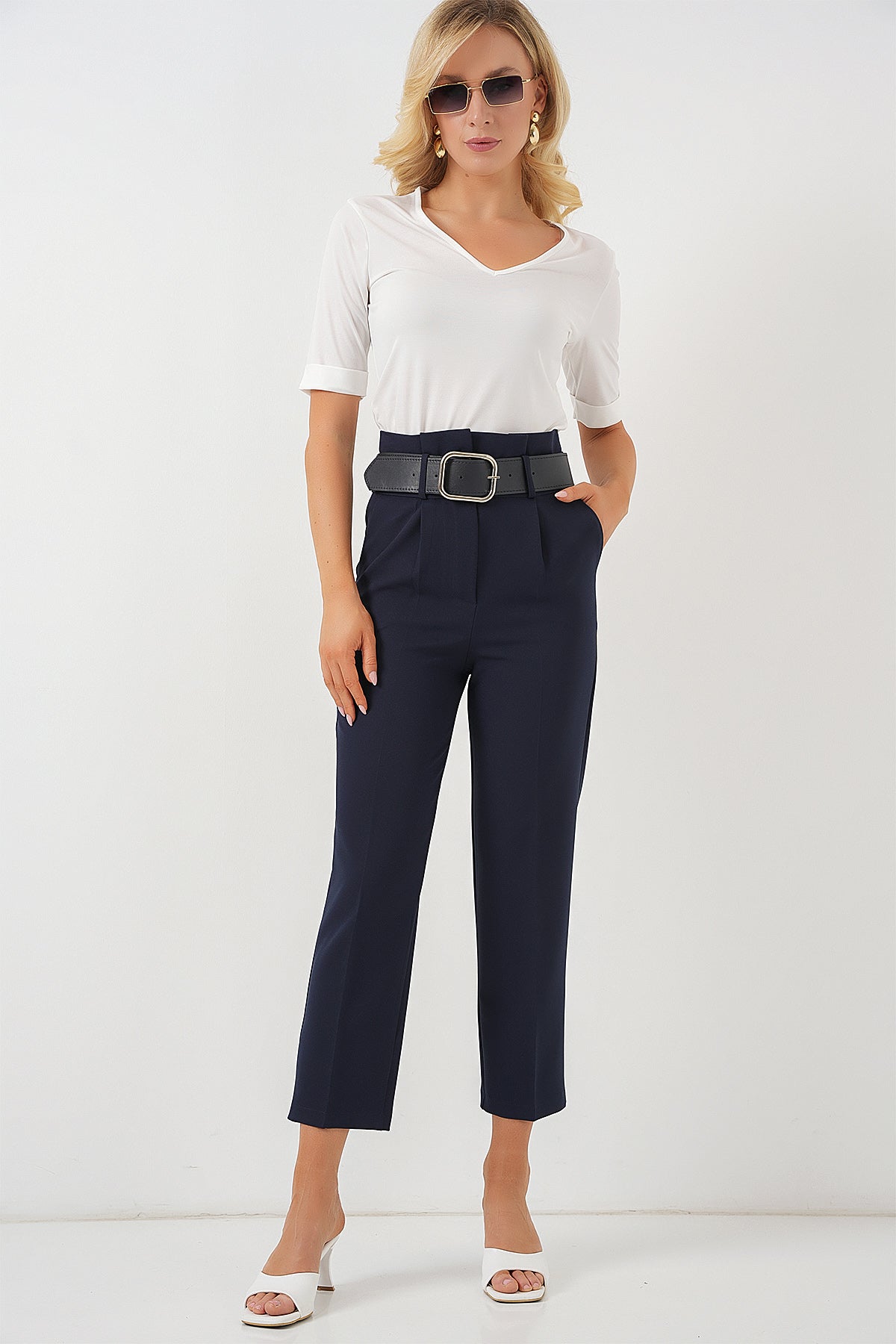 Pantalon Din Țesătură Cu Curea 6556 - Albastru Închis