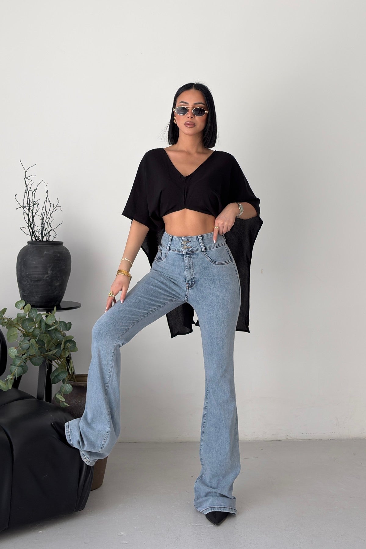 Pantaloni Denim cu Curea Lată și Pense 7151