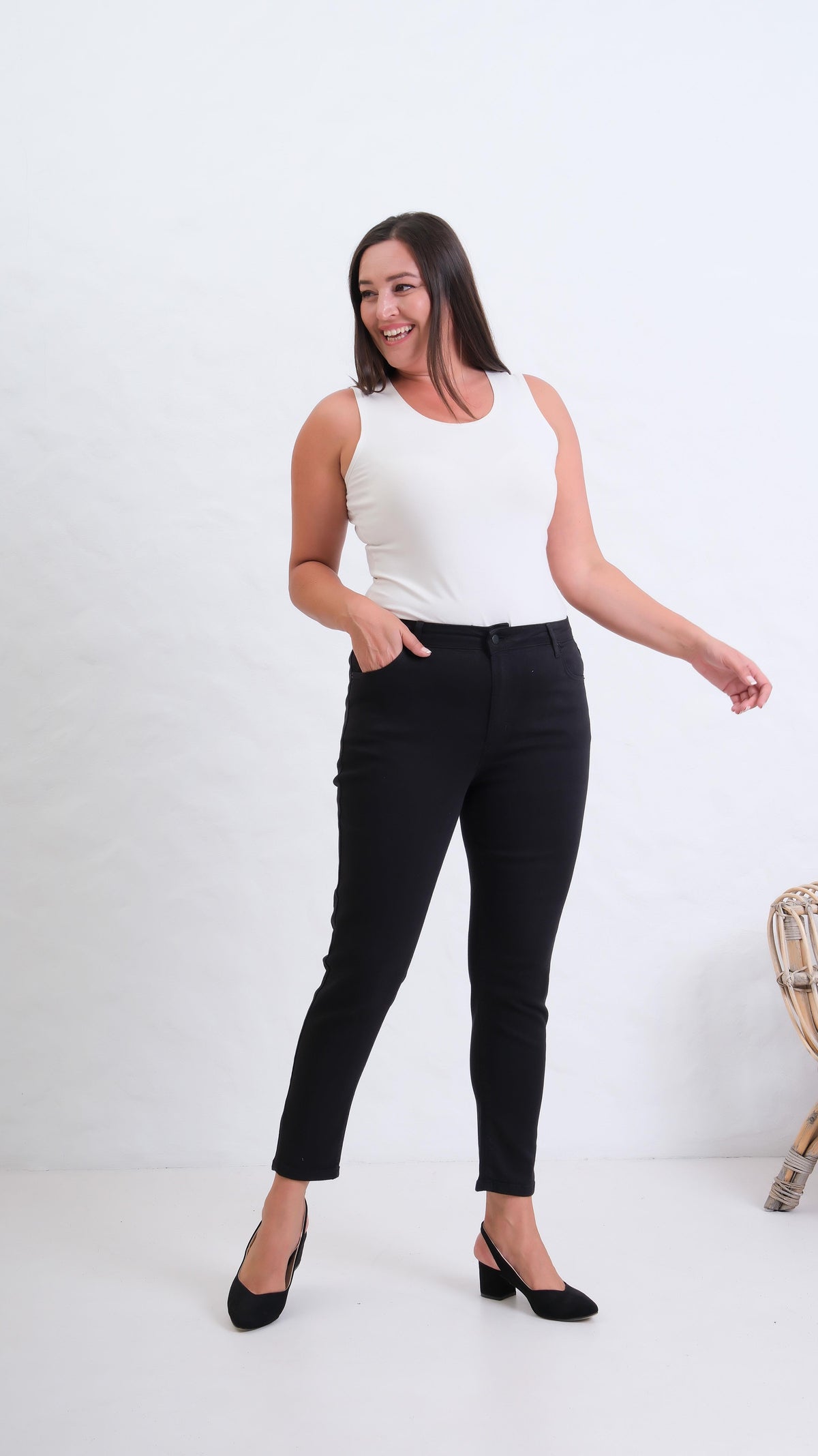 Yüksek Bel Battal Kesim Dar Paça Black Jean Pantolon
