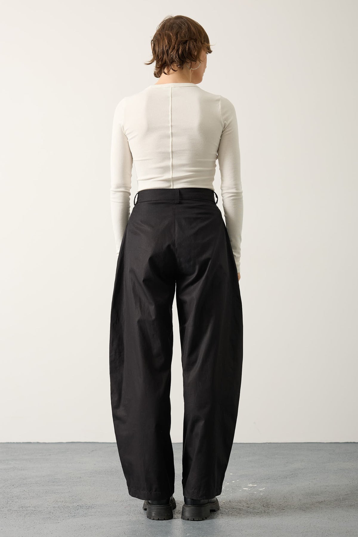 PANTALON BALON CU CUSĂTURI - Negru