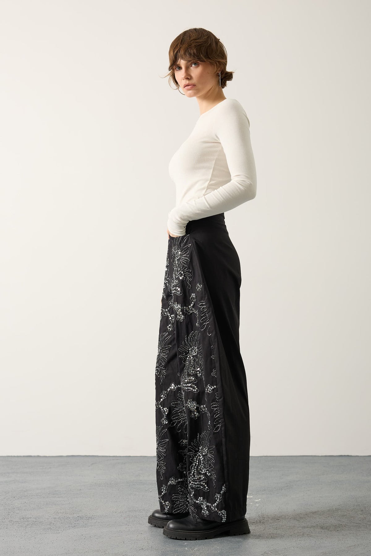 PANTALON BALON CU CUSĂTURI - Negru