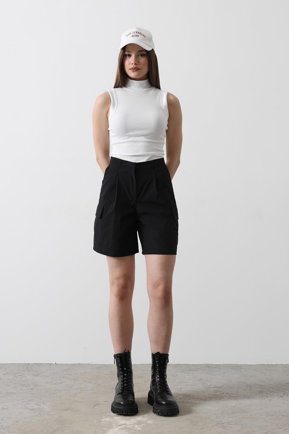 Pantaloni Scurți Cargo cu Buzunare - Negru