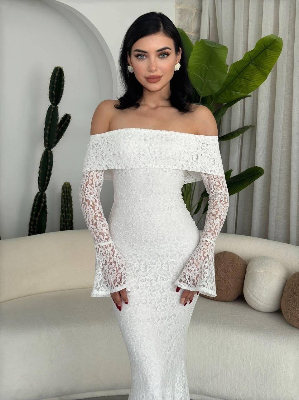 Rochie Arya din Dantelă fără Bretele
