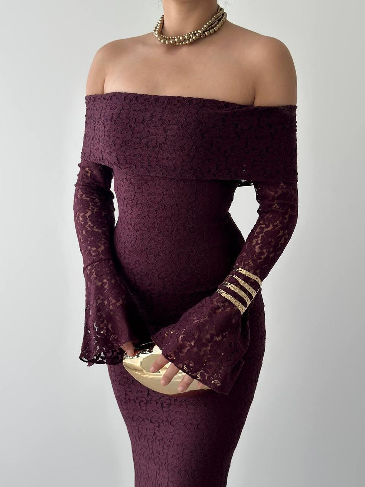 Rochie Arya fără bretele din dantelă