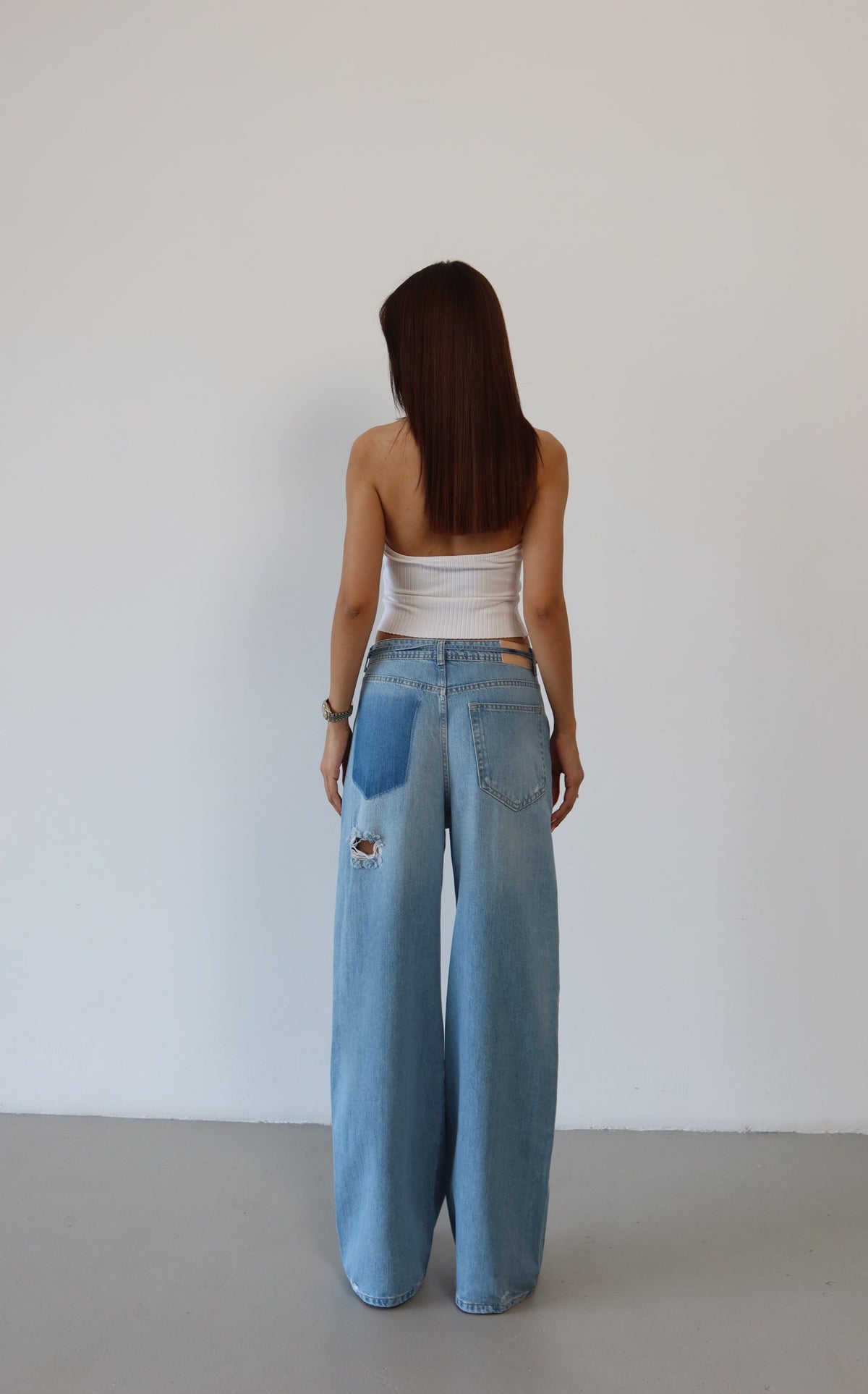 Pantaloni Jean Baggy Light Blue cu Talie Înaltă, Tăiere Laser și Buzunar Spate Unic
