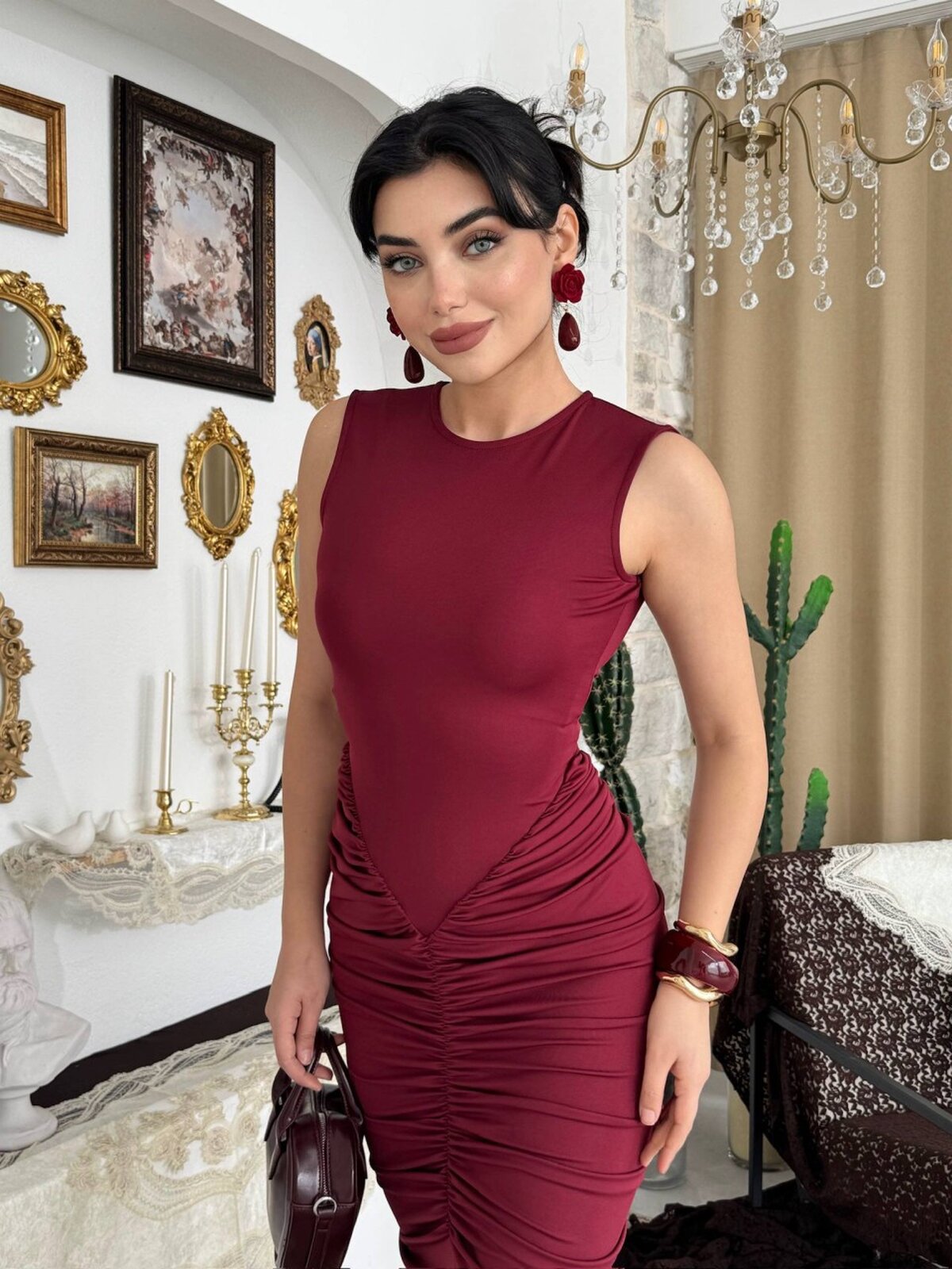Boss Cut Out Rochie