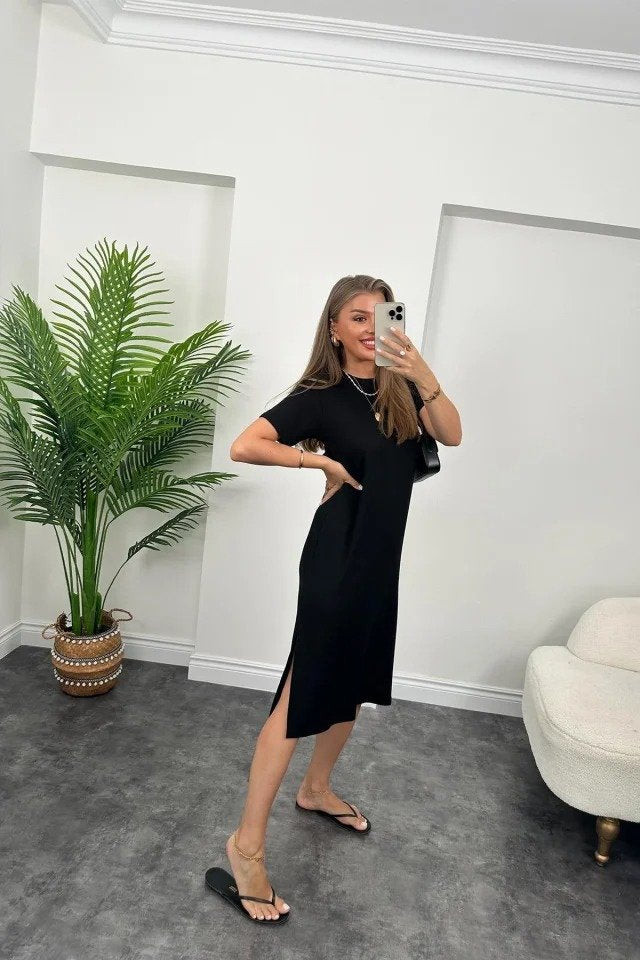 Women's Loose-fitting Viscose Dress with Slit Detail, Short Sleeve, 32713
