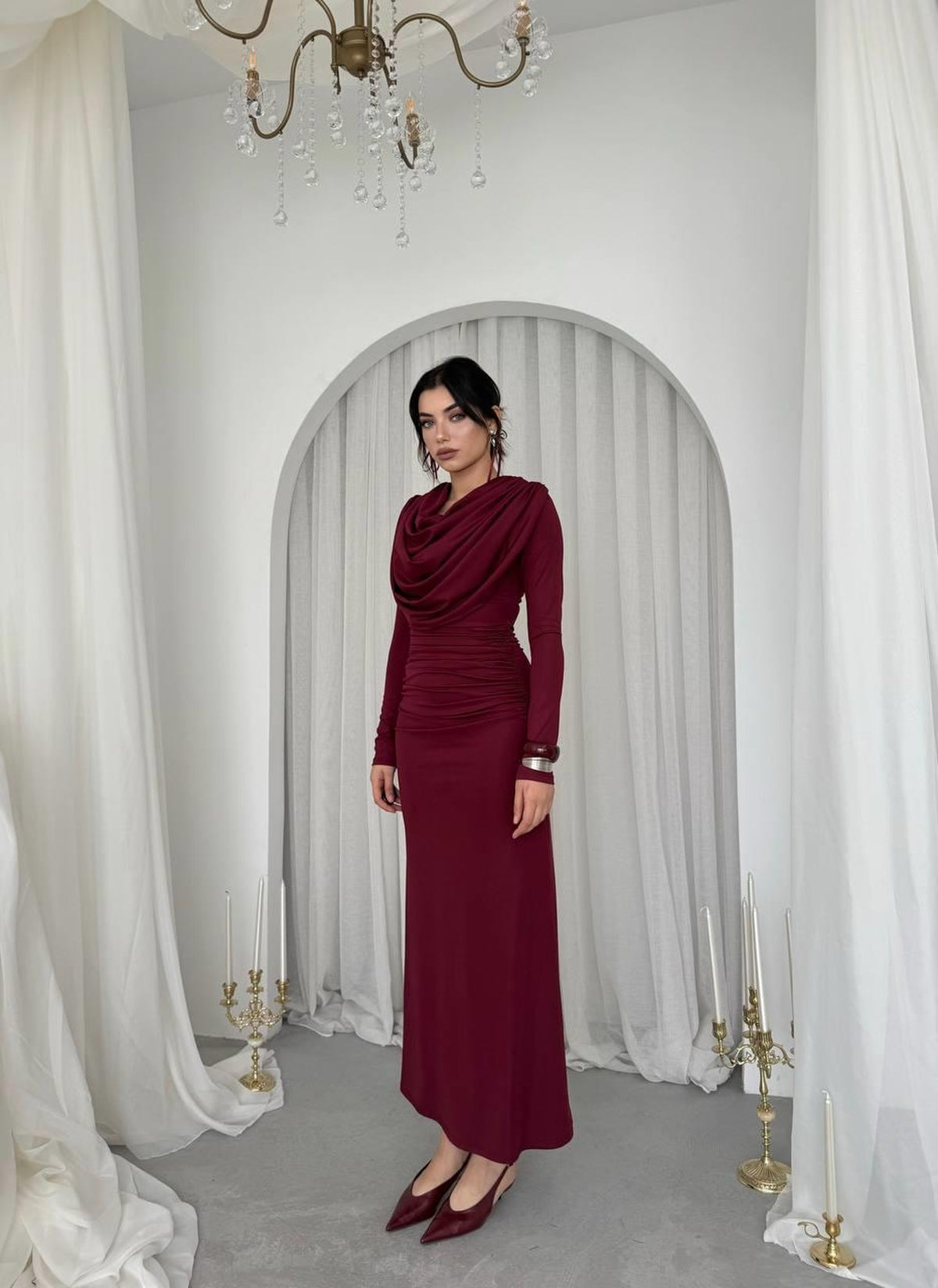Crimson Drape Elbise