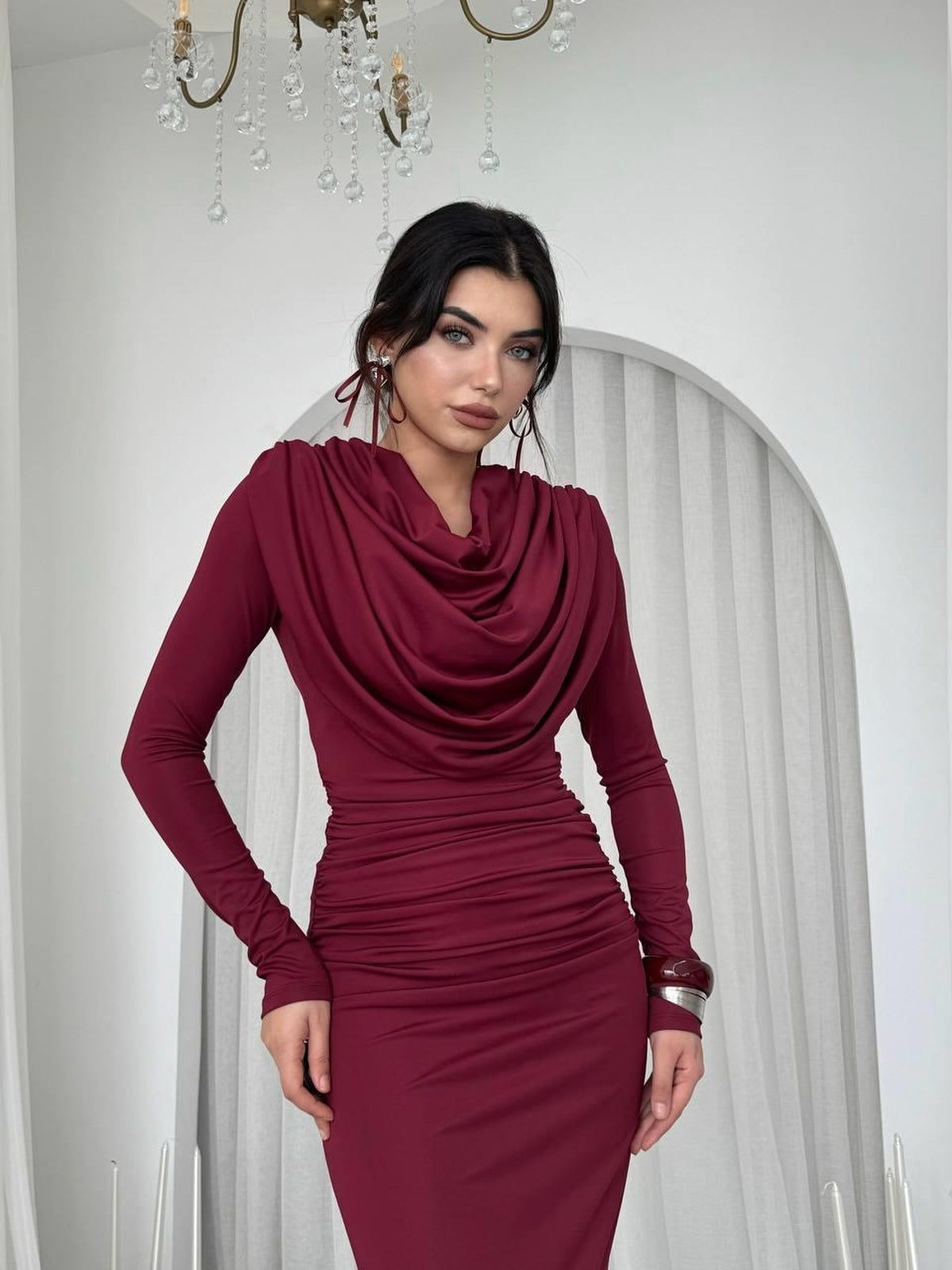 Crimson Drape Elbise