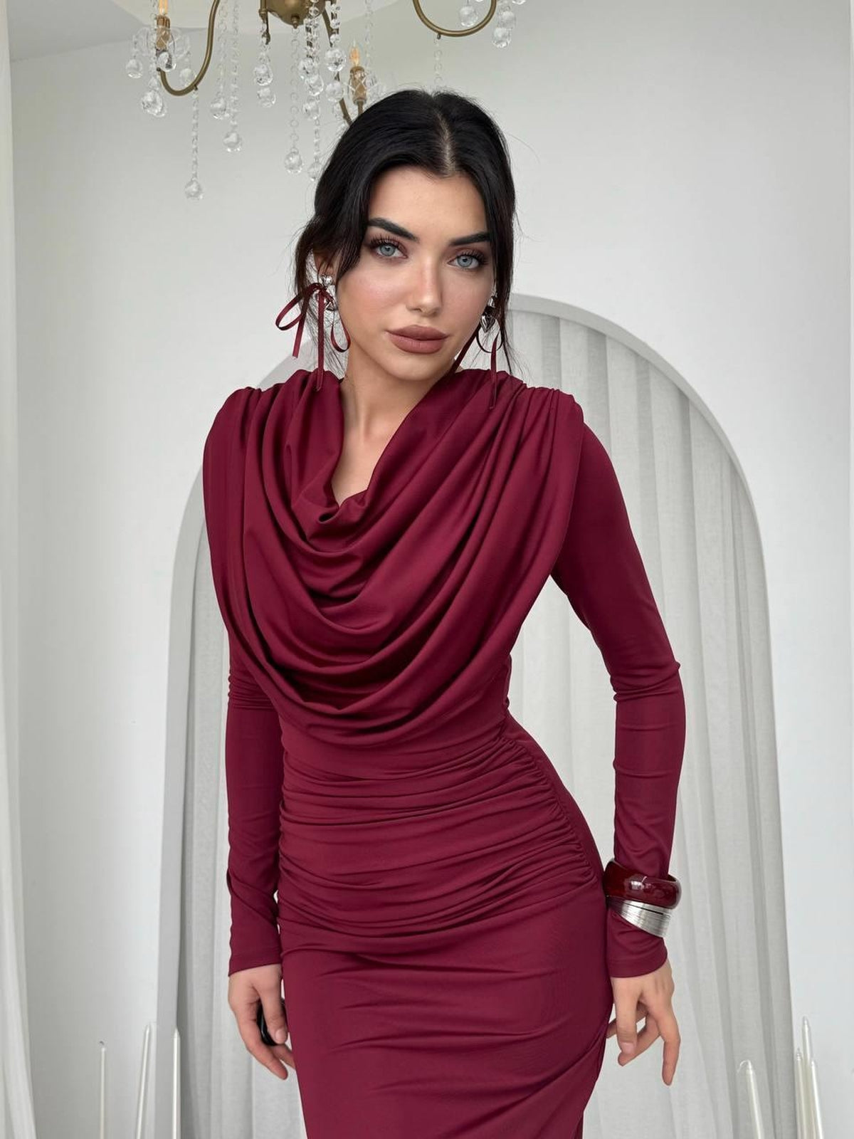 Crimson Drape Elbise