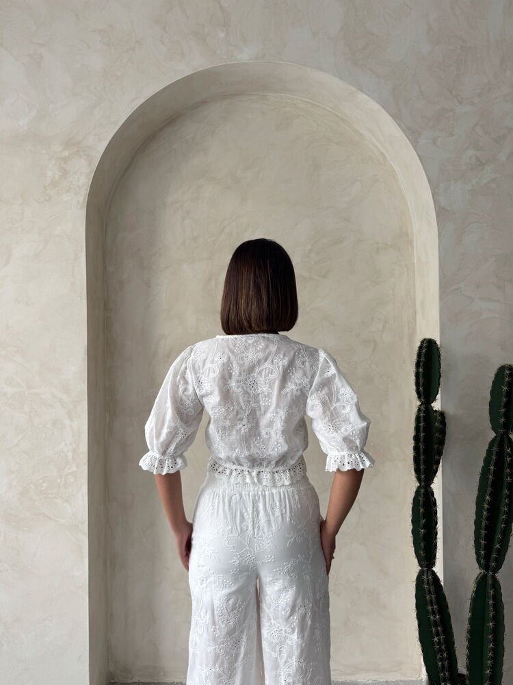 Wholesale Blouse with Broderie Anglaise Embroidery - Cream | Topshow