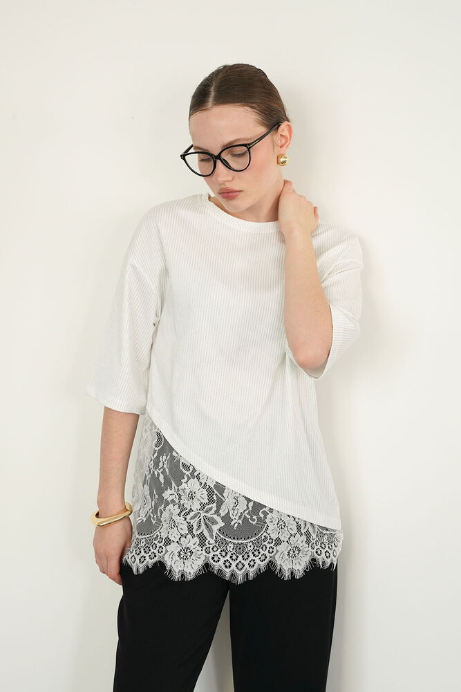 Tricou cu dungi și detalii de dantelă, en-gros - Crem | D2985 - Topshow