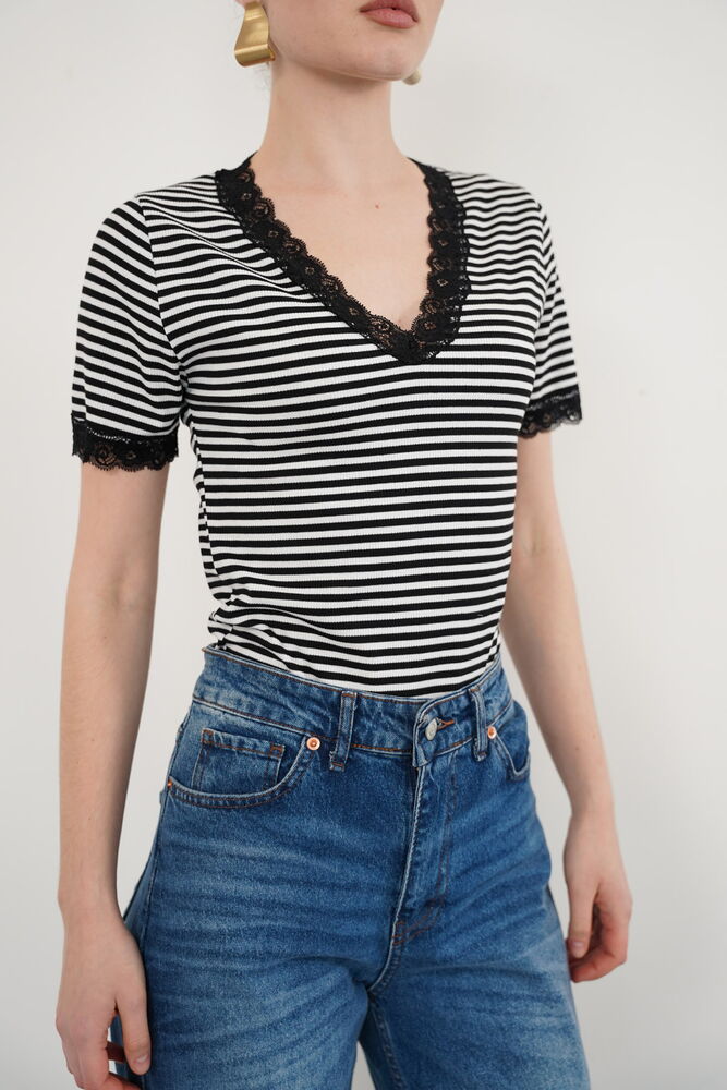 Lace Trim Cuffs and V-Neck Wholesale T-Shirt - Black | D3006 - Topshow
