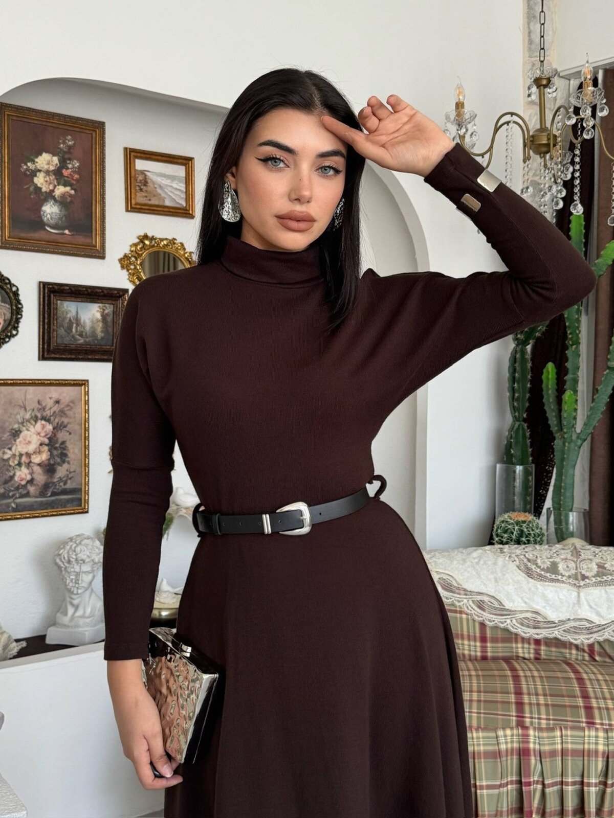Dina Kemer Detaylı Elbise