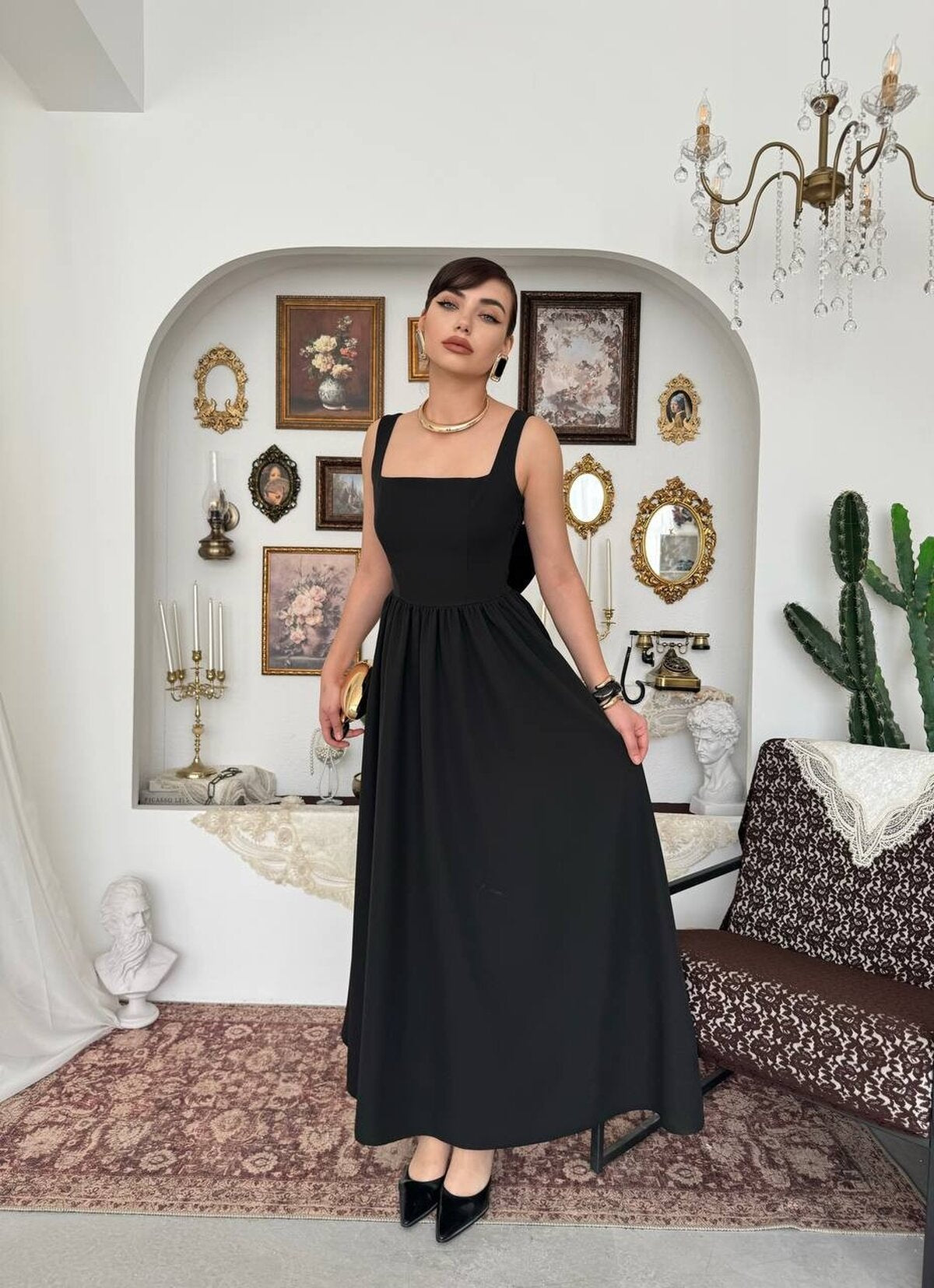 Rochie Dınas cu detalii fundă
