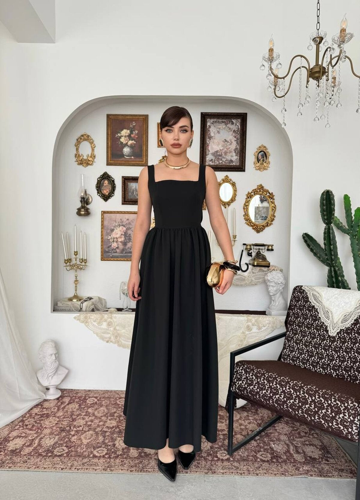 Rochie Dınas cu detalii fundă