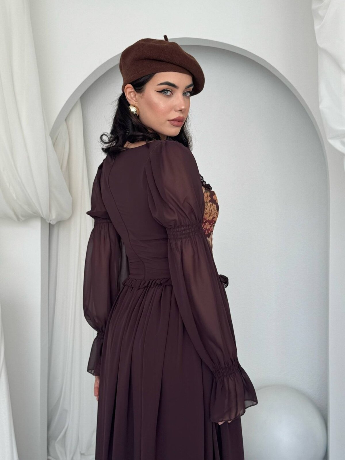 Rochie cu detalii florale Elfı