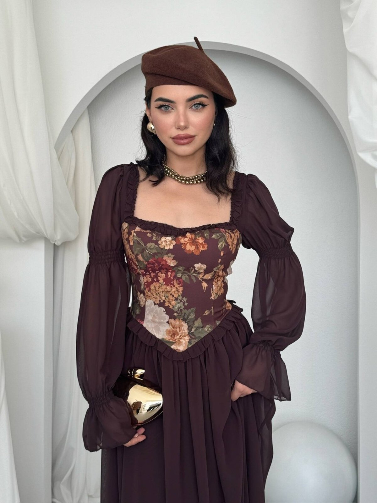 Rochie cu detalii florale Elfı