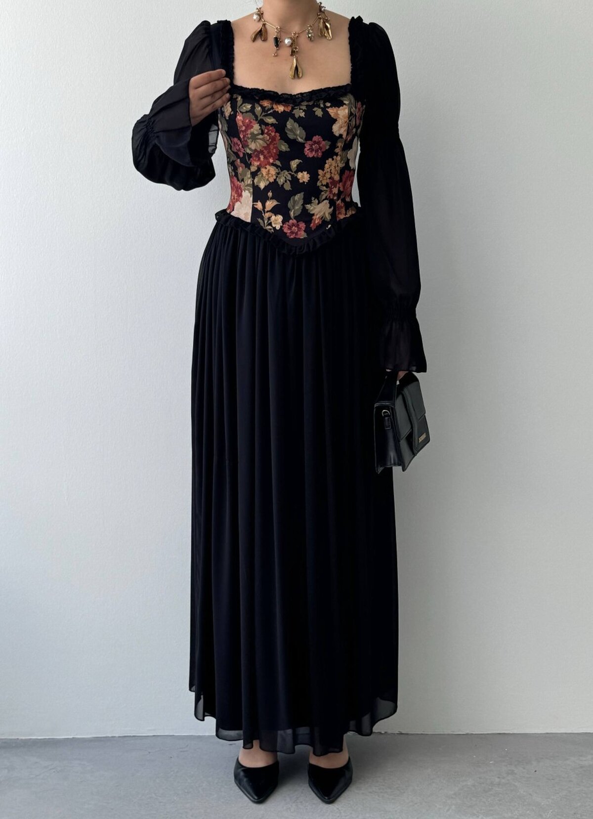 Rochie Elf cu Detalii Florale