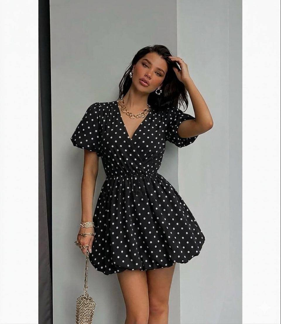 ROCHIE CU FUSTĂ BALON ȘI BULINE