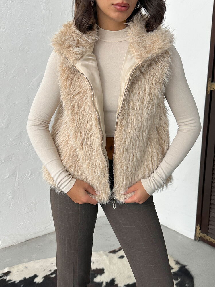 Topshow Faux Fur Women's Wholesale Vest – Zippered, Soft Touch - Stone | F2046